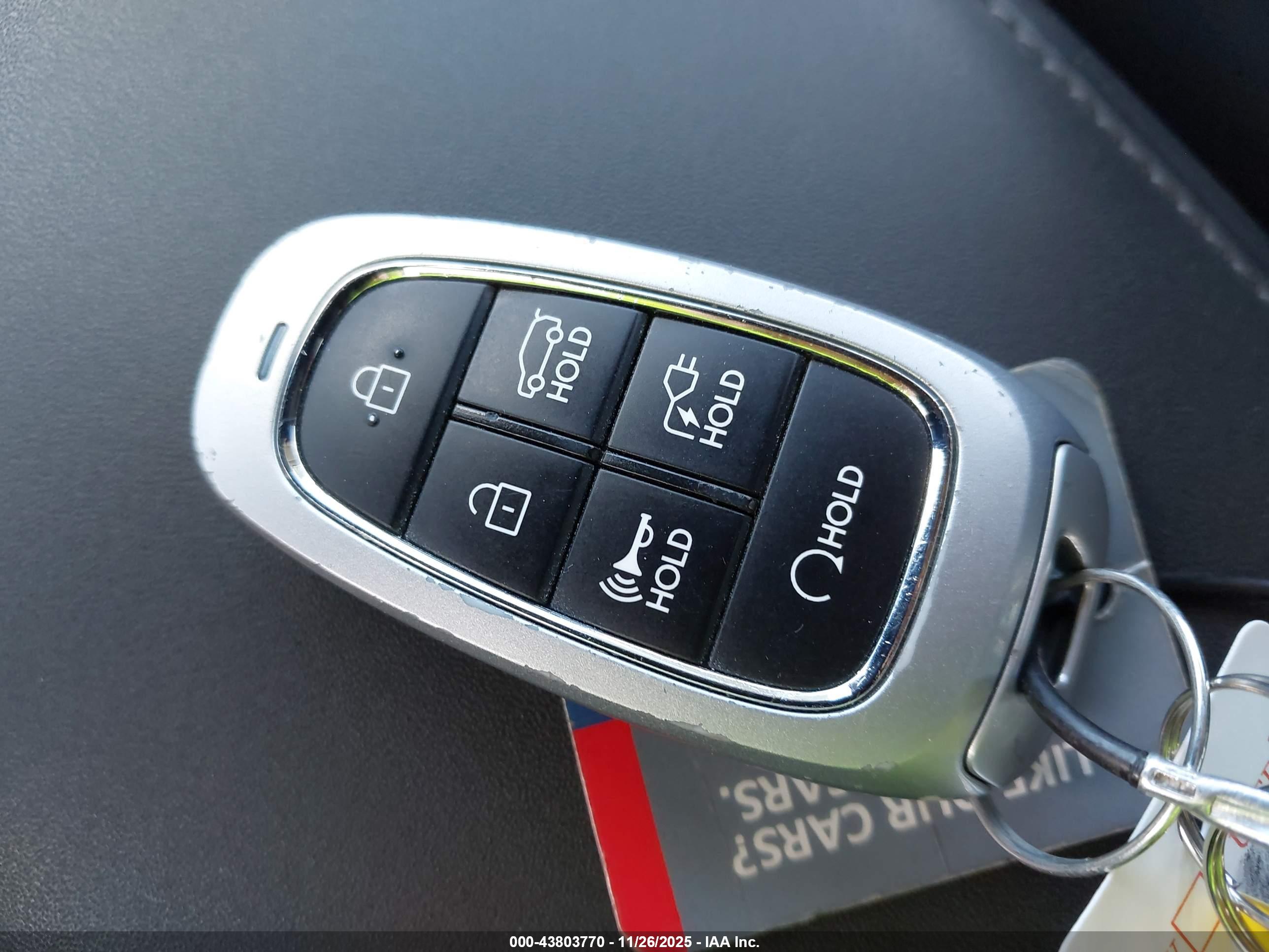 HYUNDAI IONIQ image 11