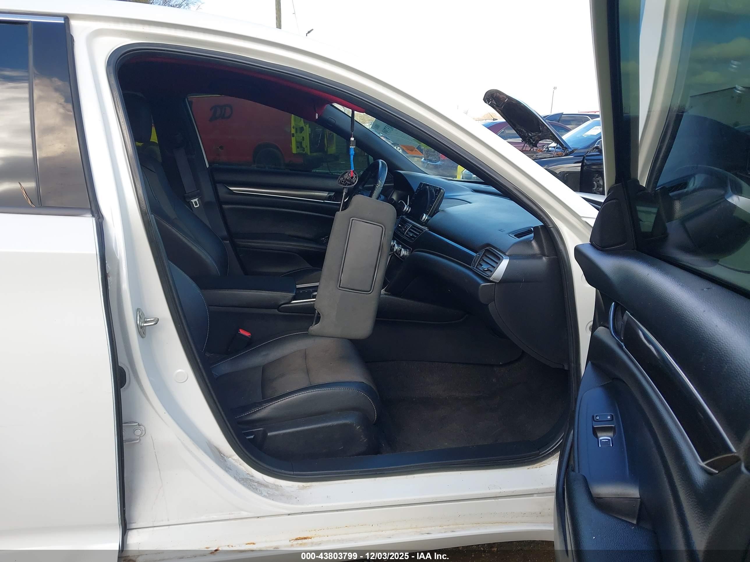 HONDA ACCORD image 5