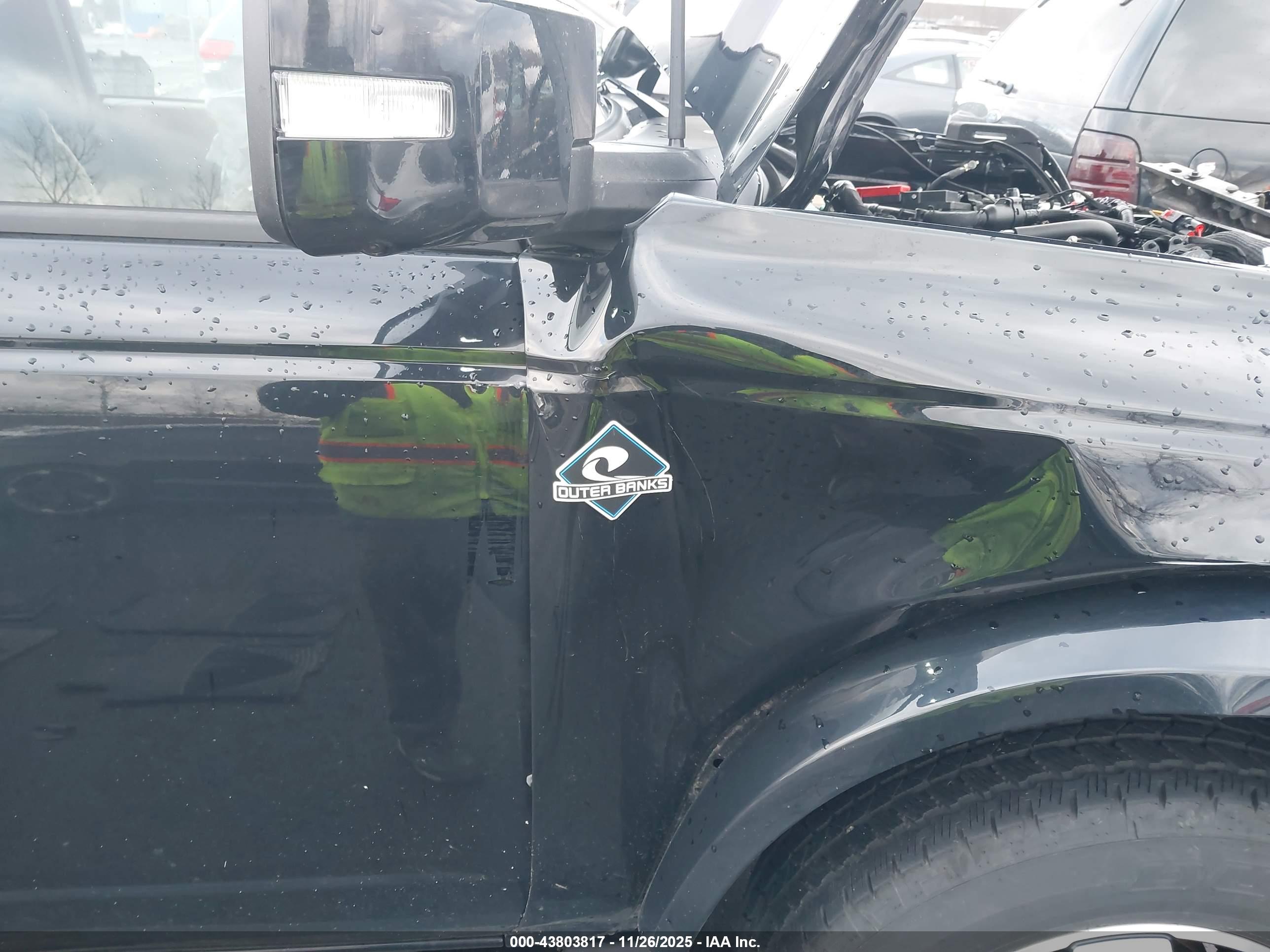 FORD BRONCO image 6