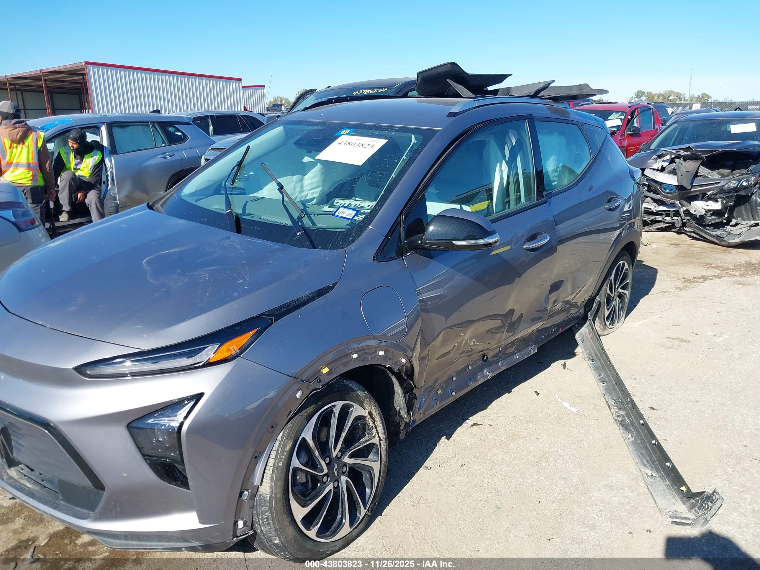 CHEVROLET BOLT image 2