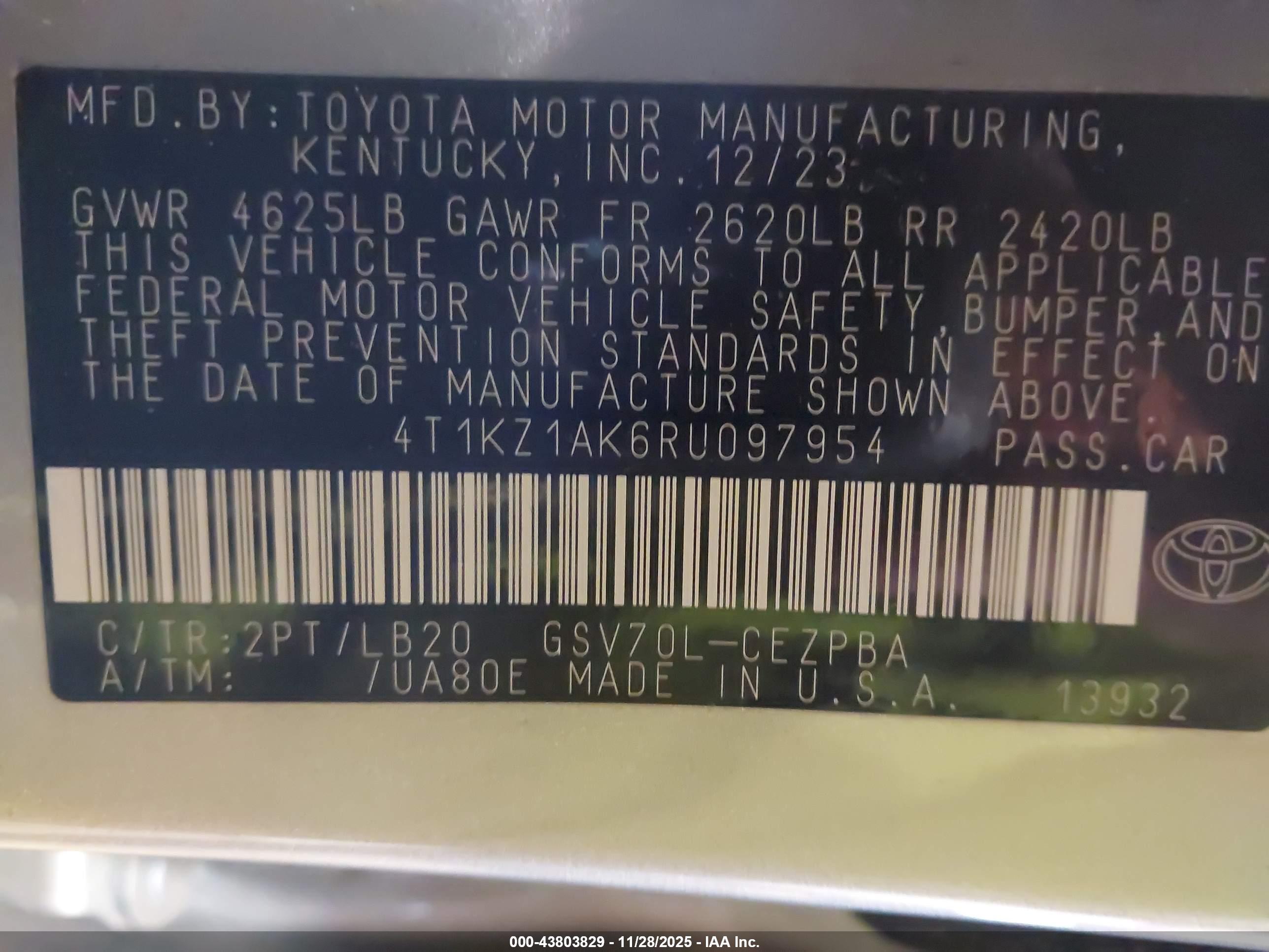 TOYOTA CAMRY image 9