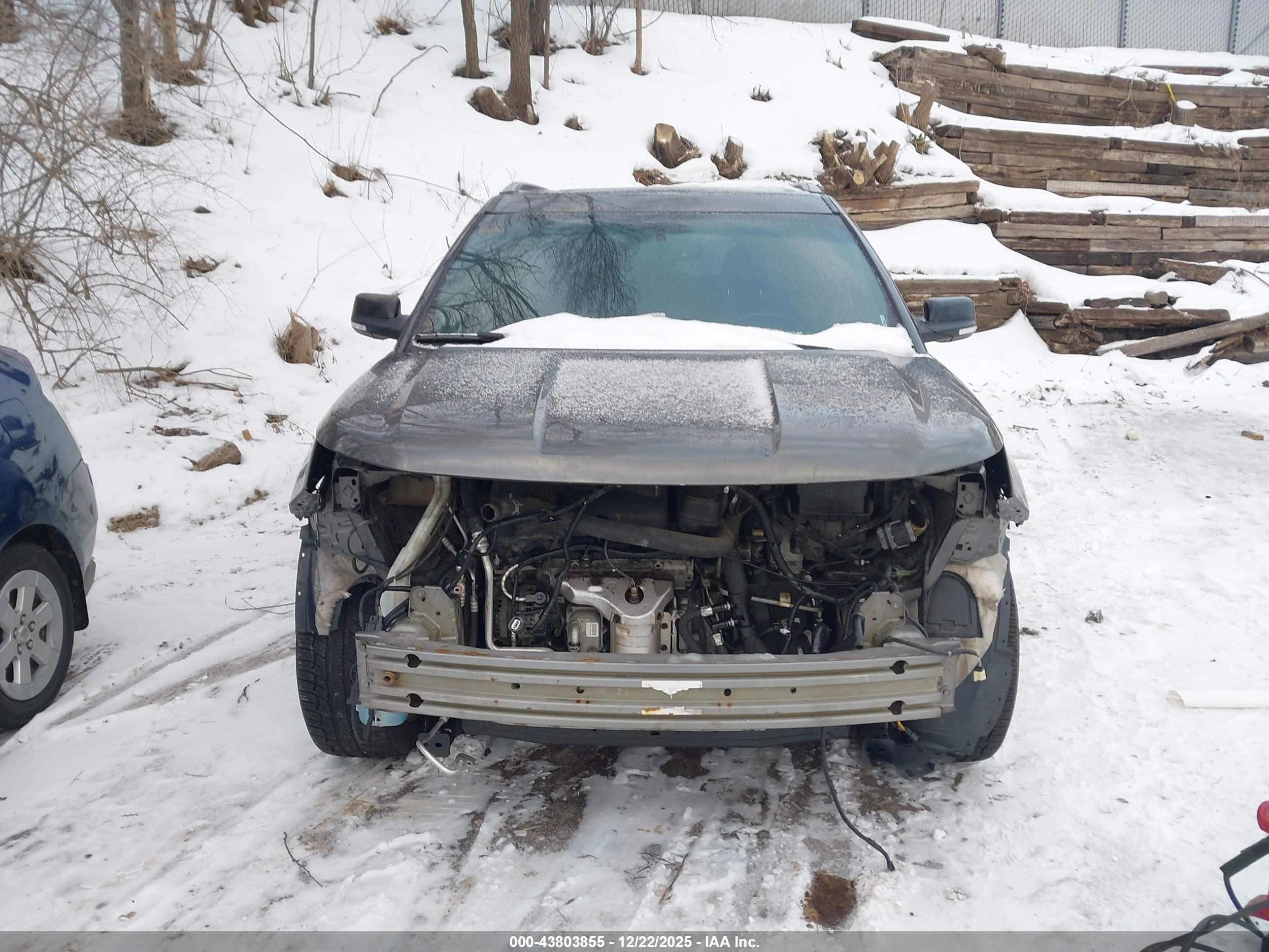 FORD EXPLORER image 6