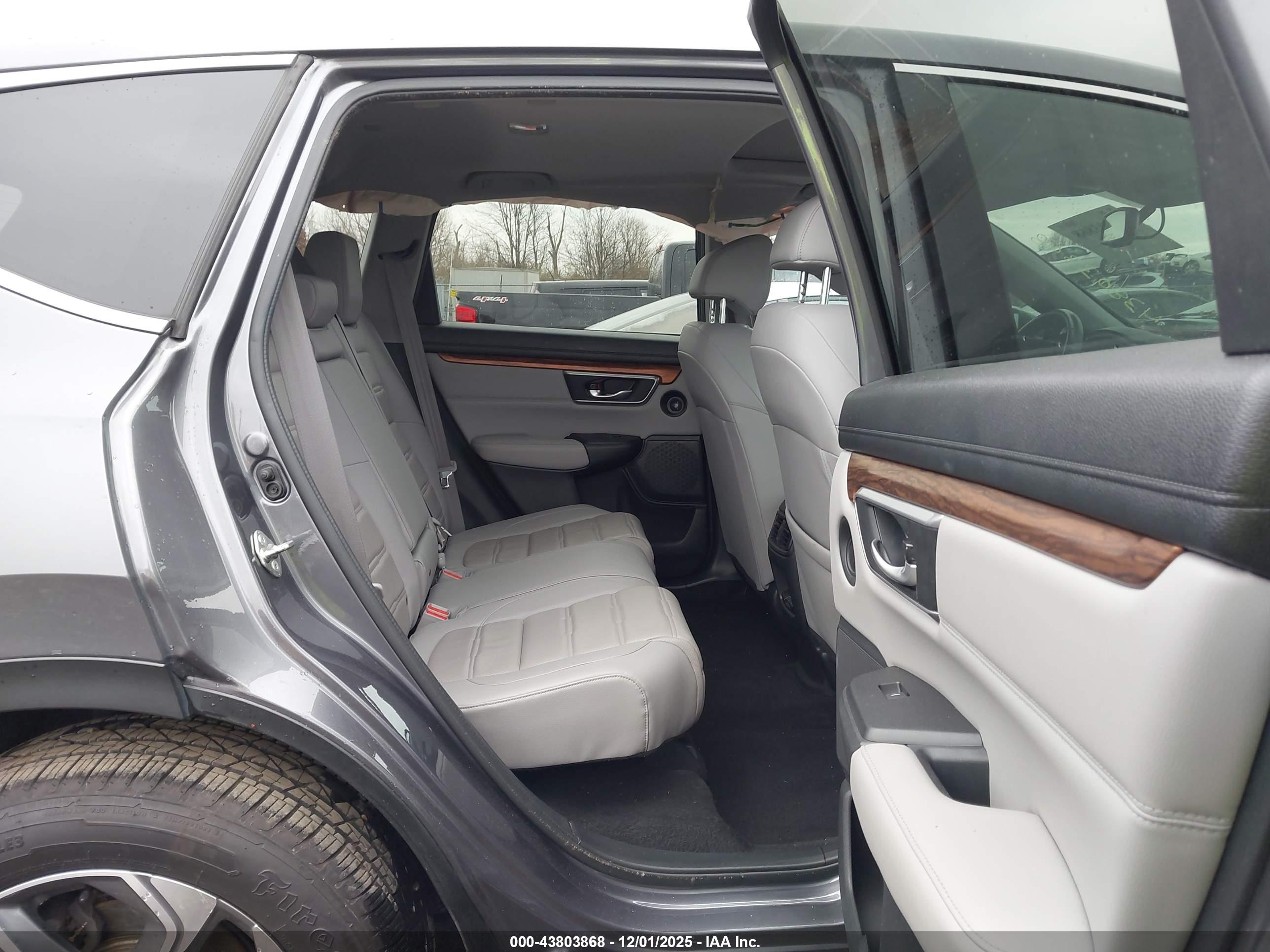 HONDA CR-V image 8