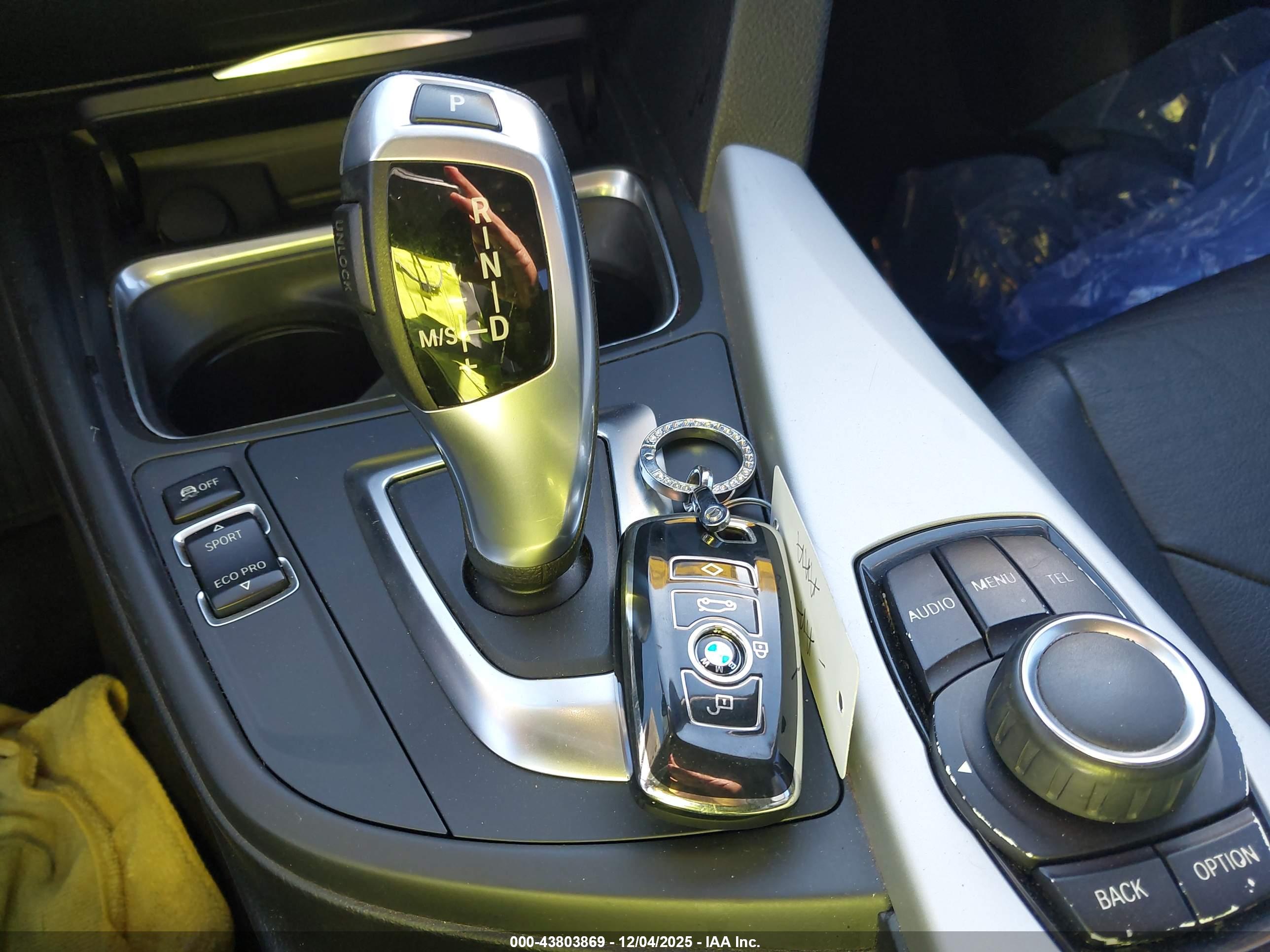 BMW 328I image 11