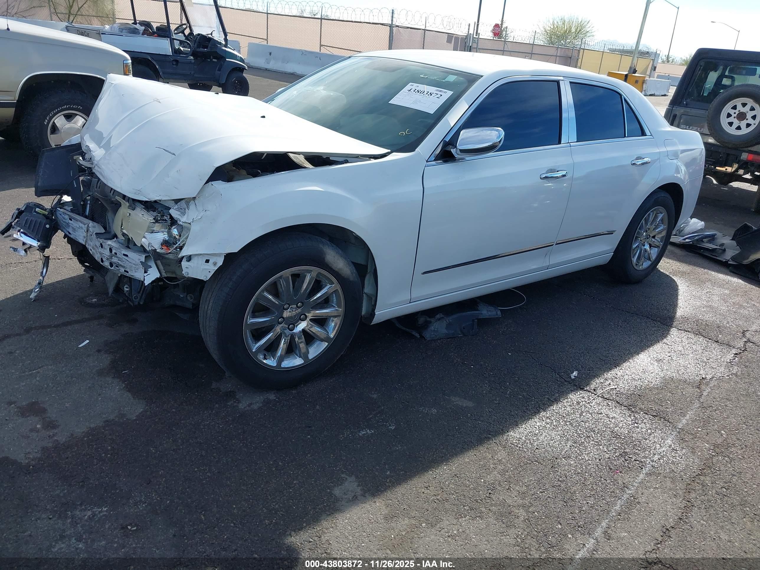 CHRYSLER 300 image 2