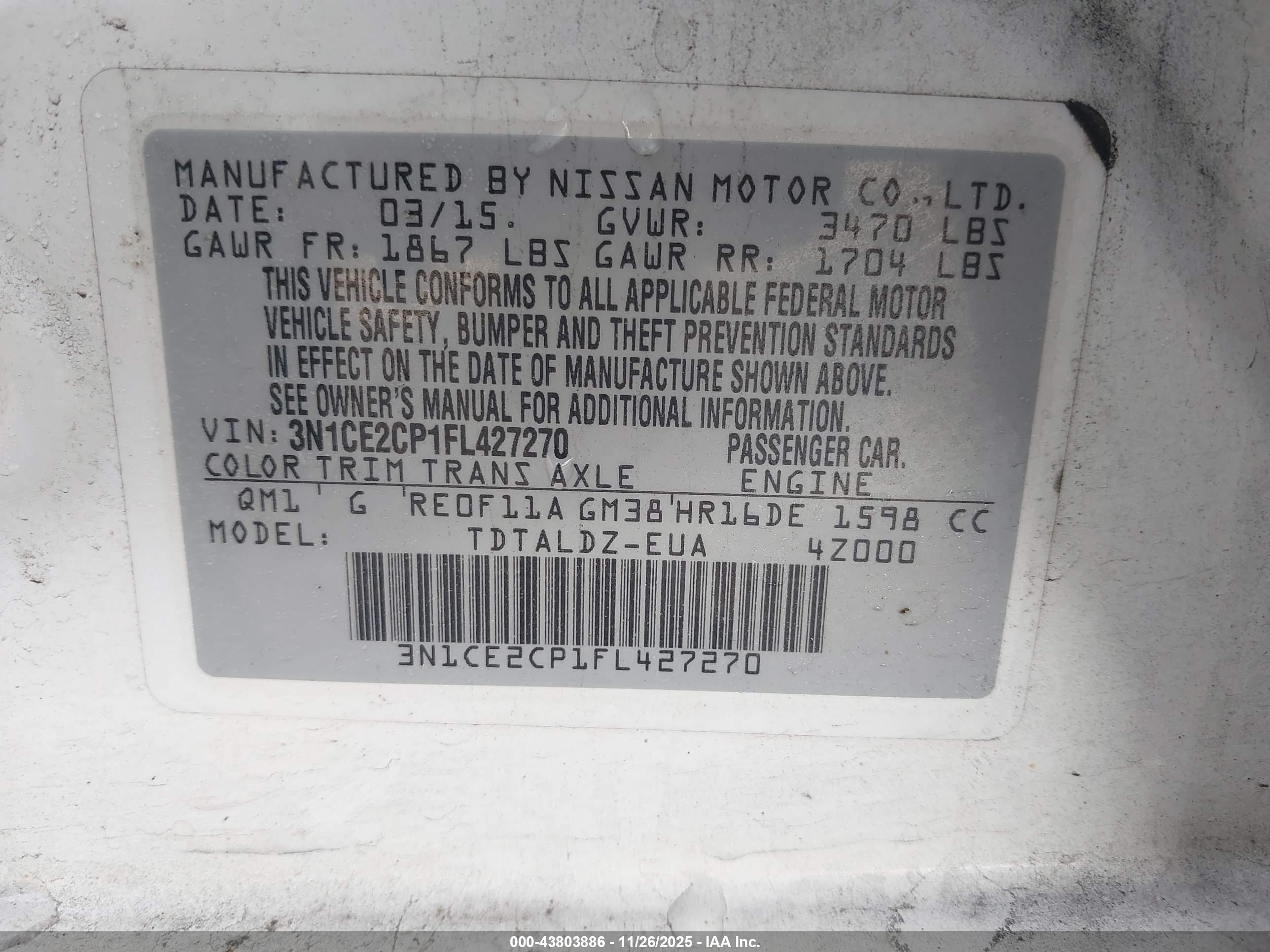NISSAN VERSA image 9