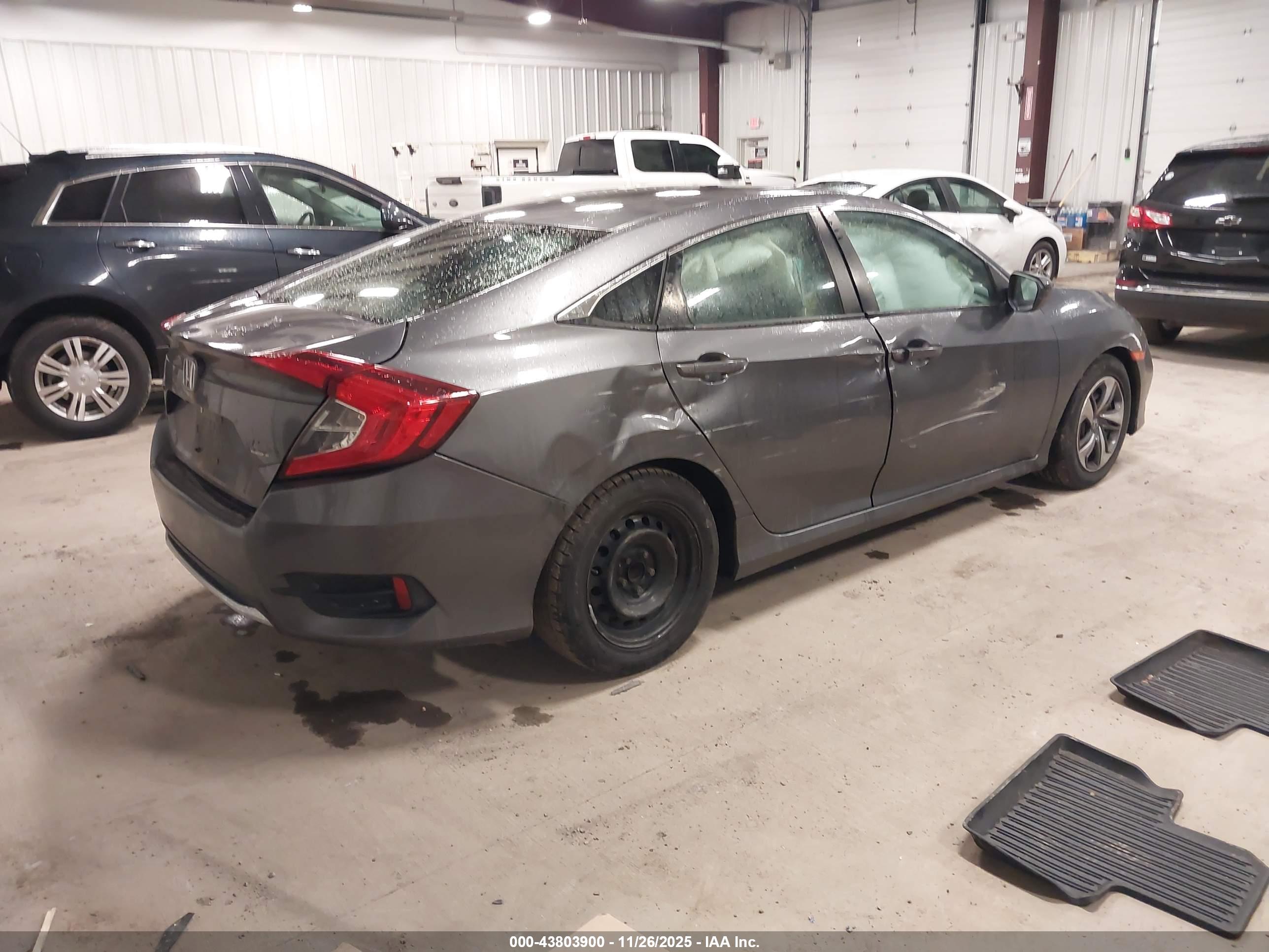 HONDA CIVIC image 4