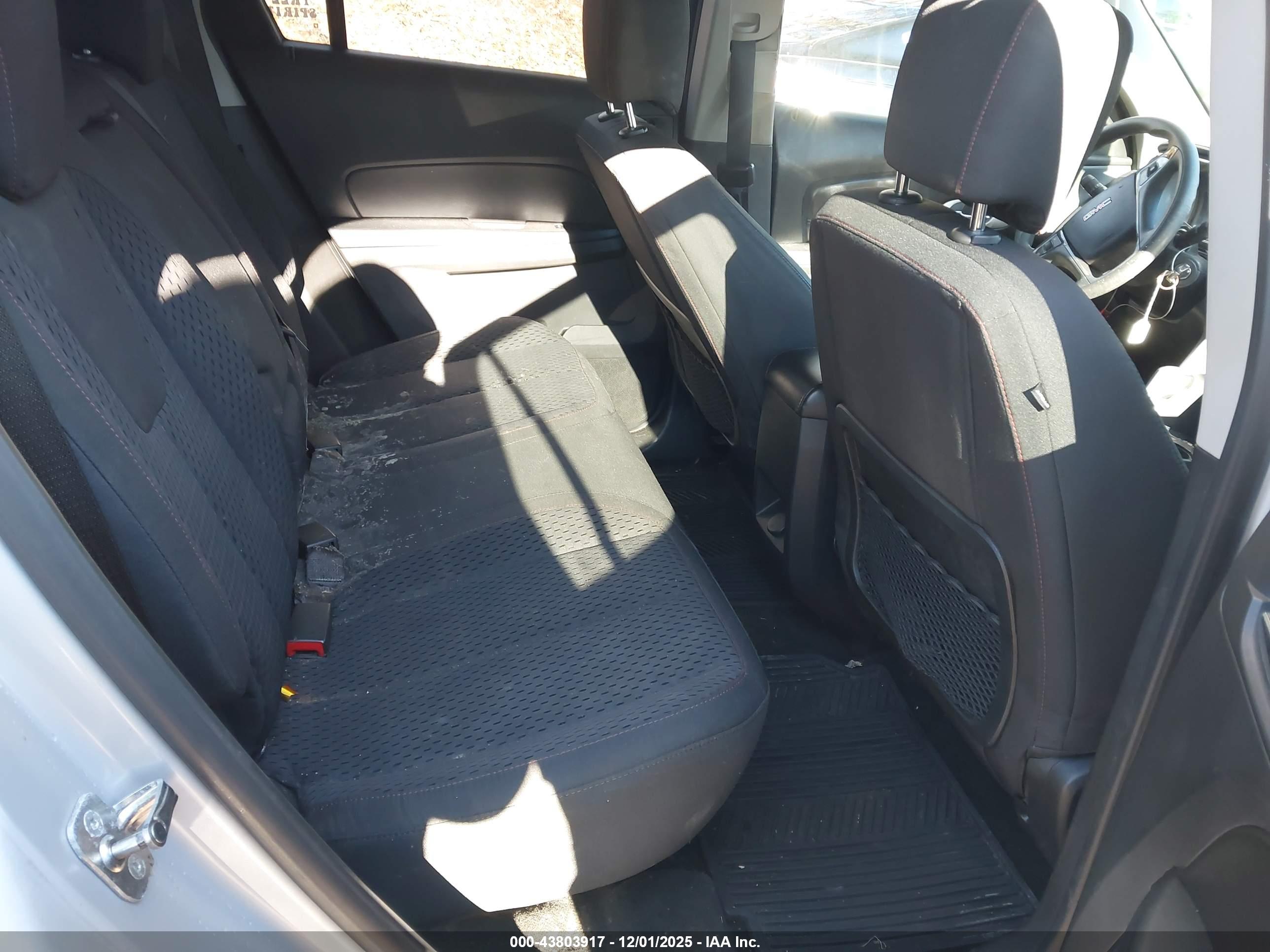 GMC TERRAIN image 8