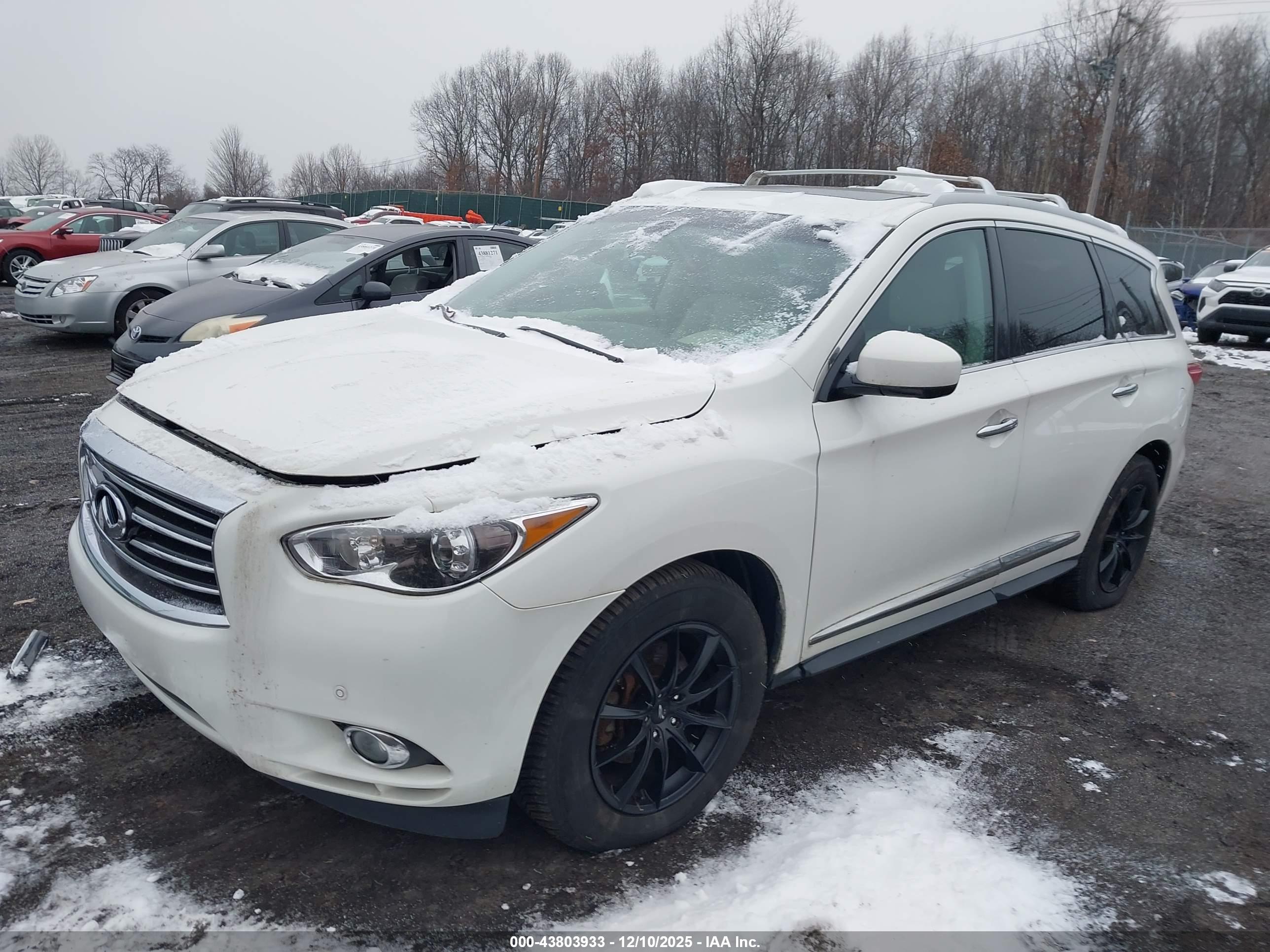 INFINITI QX60 image 2