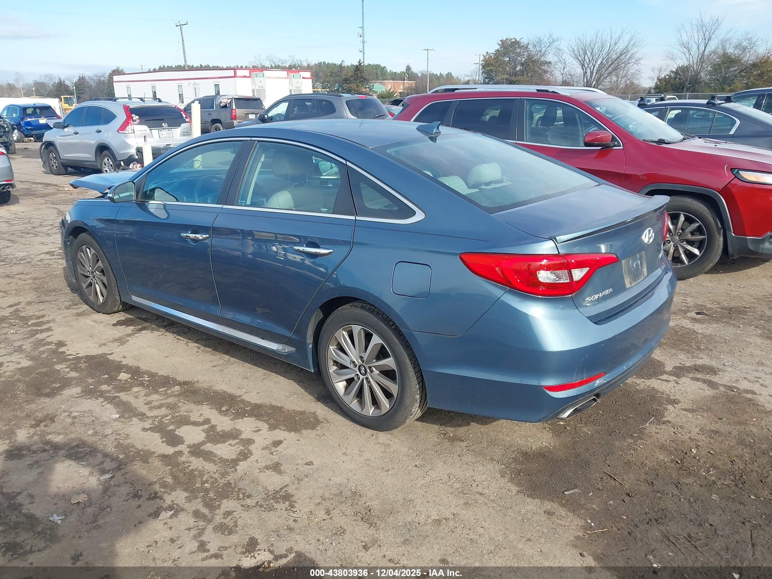 HYUNDAI SONATA image 3