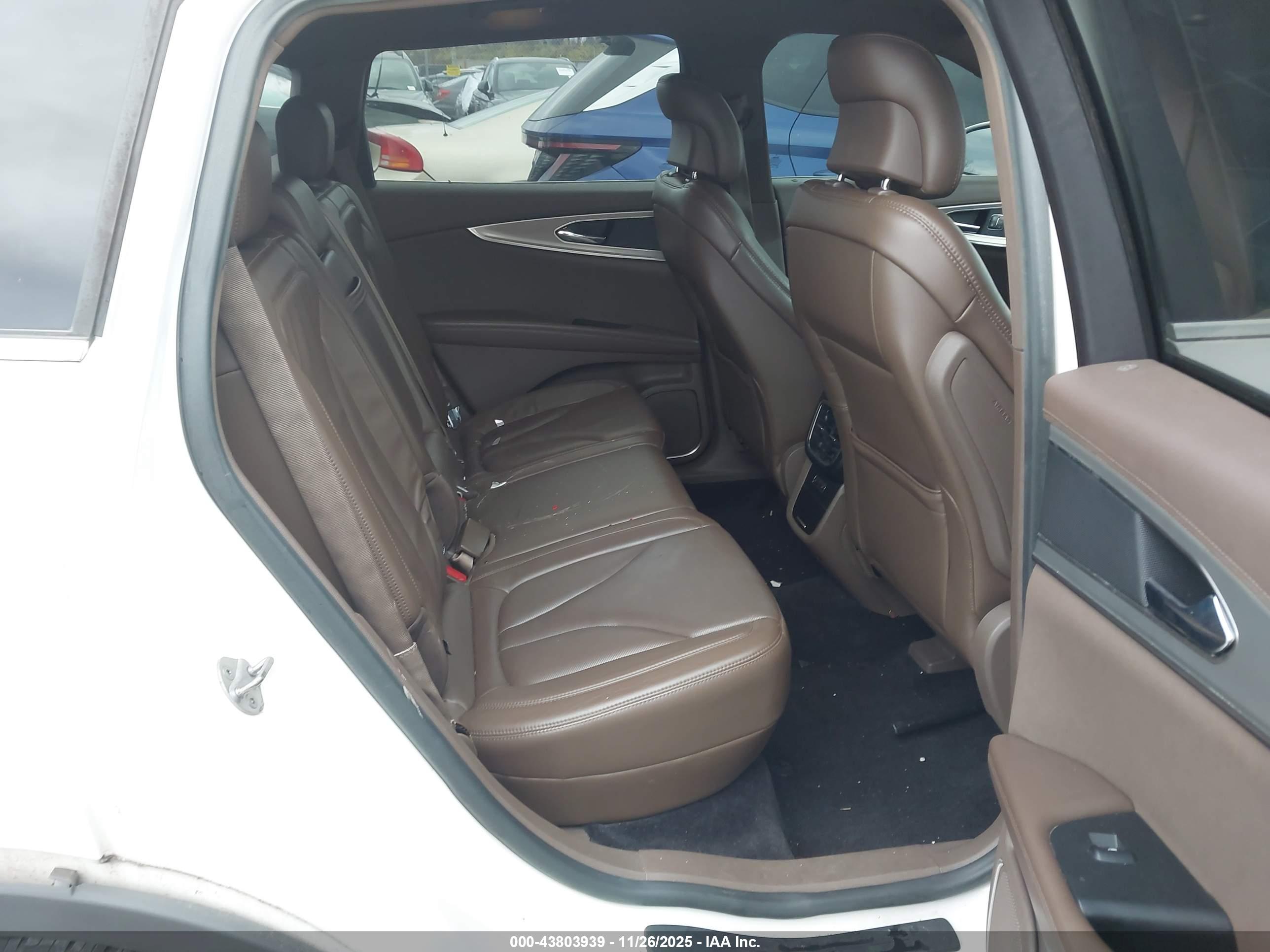 LINCOLN MKX image 8