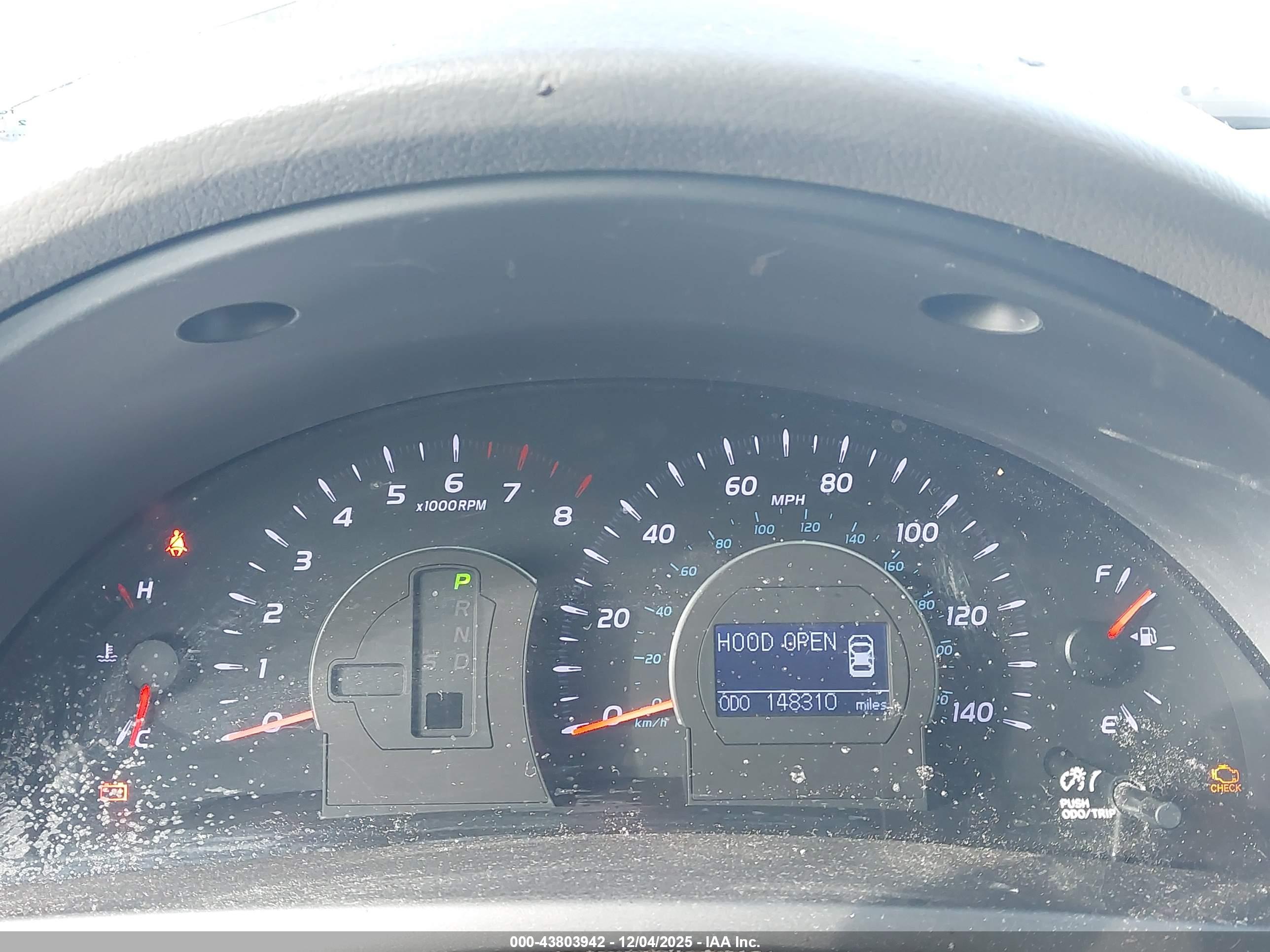 TOYOTA CAMRY image 7
