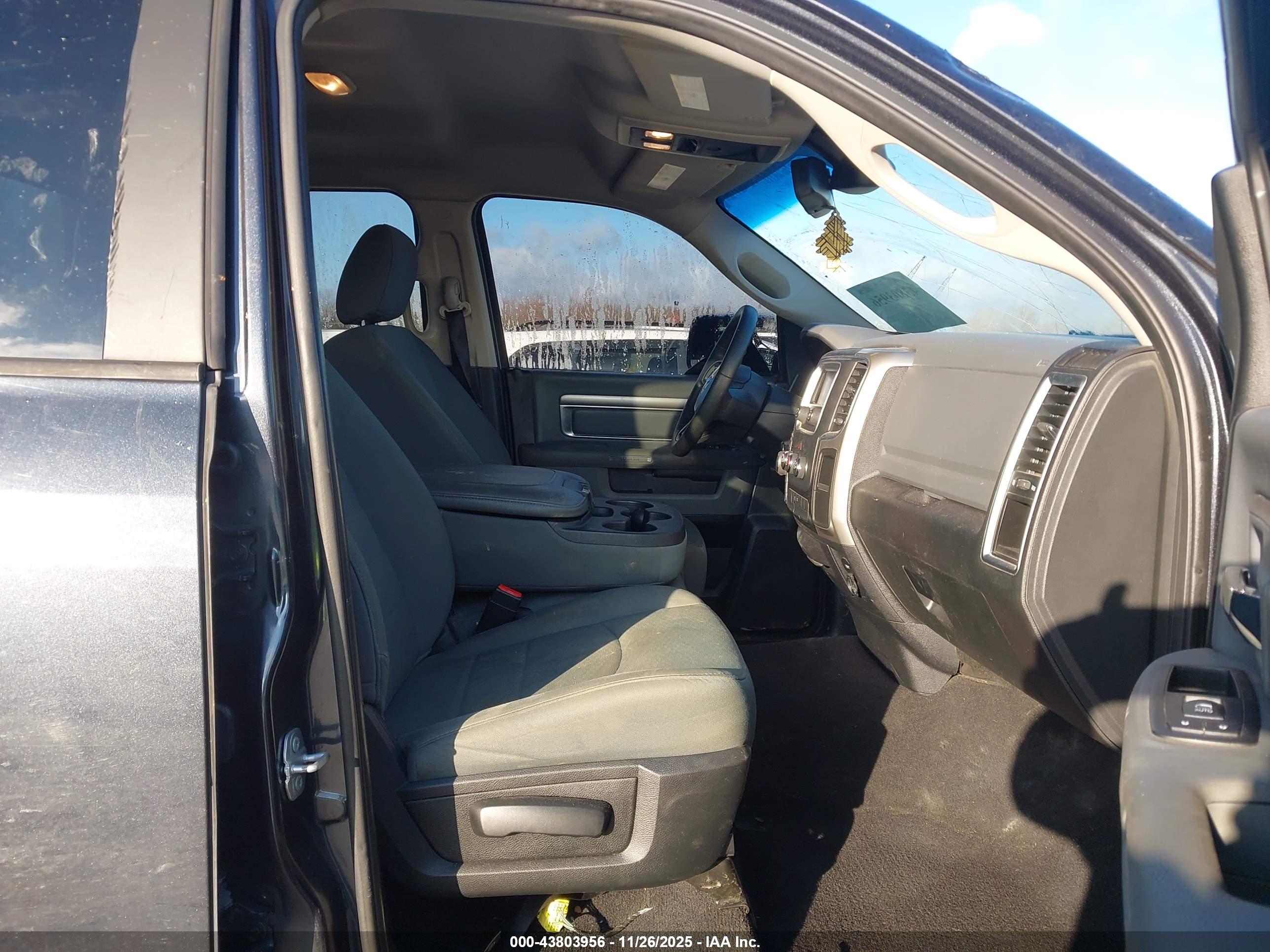RAM 1500 image 5