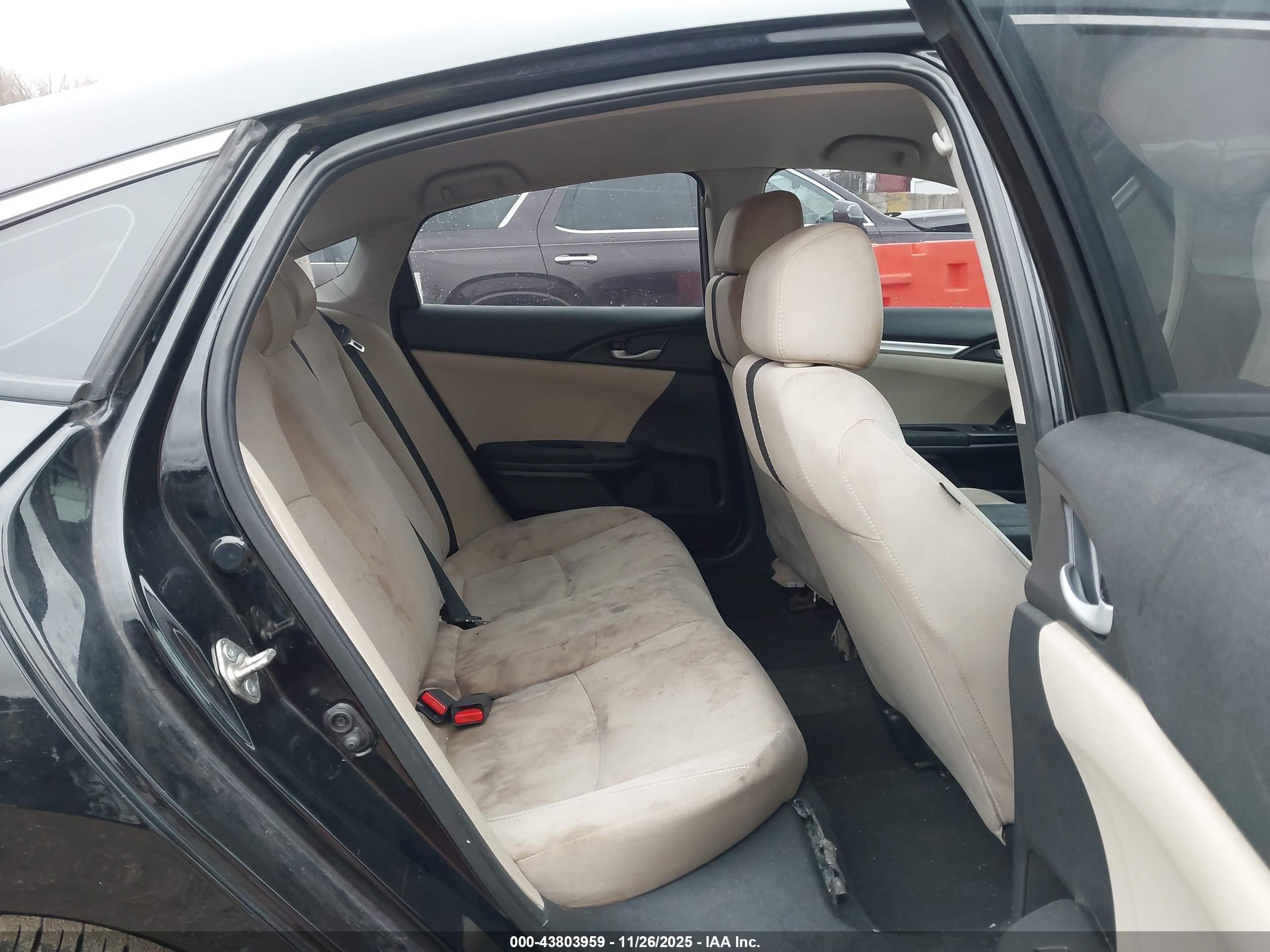 HONDA CIVIC image 8