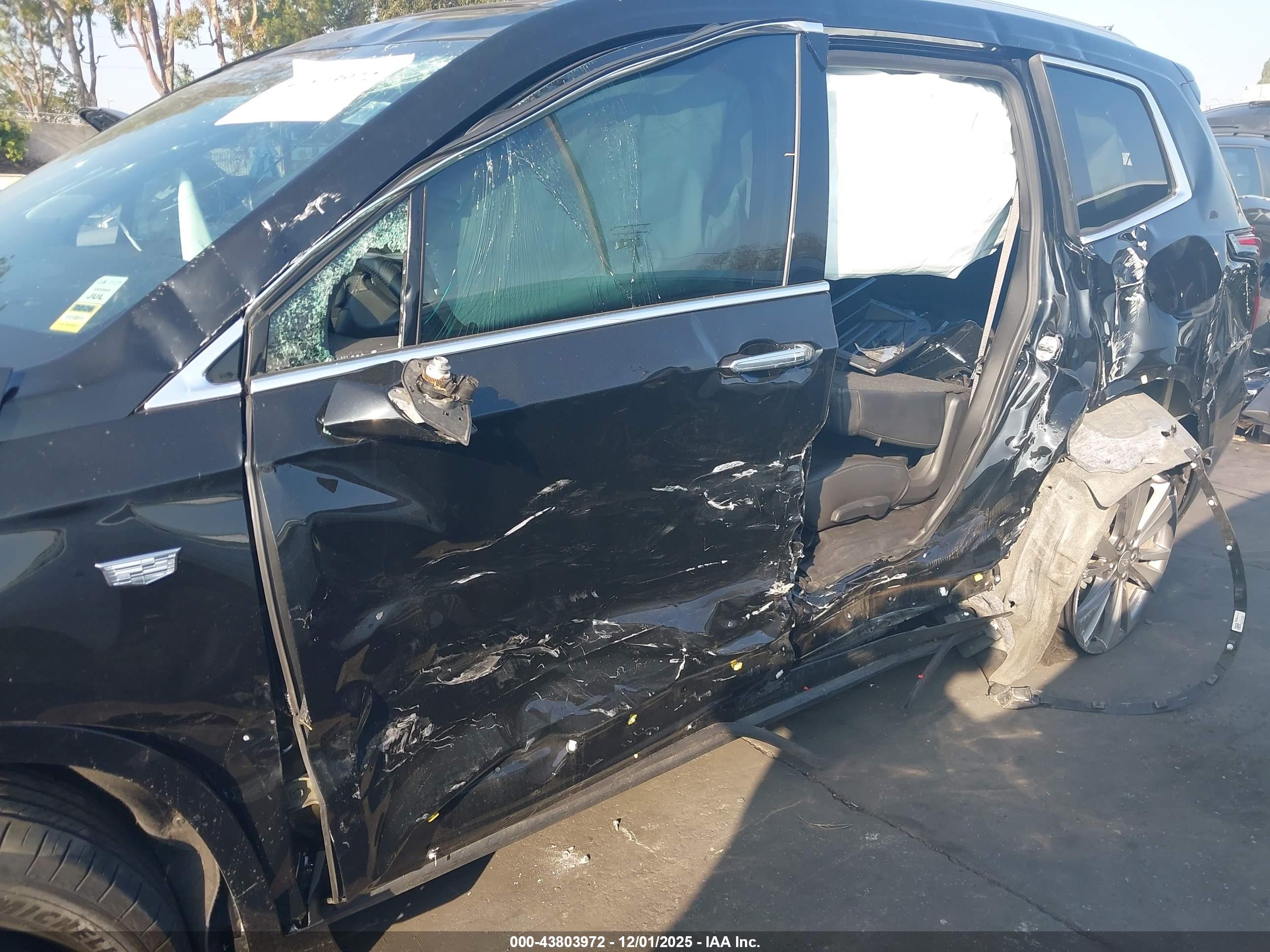 CADILLAC XT6 image 6