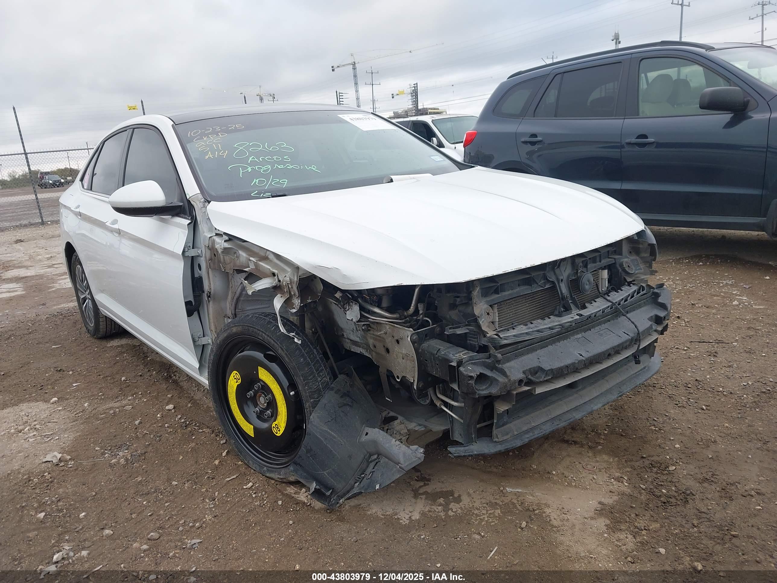 VOLKSWAGEN JETTA image 6