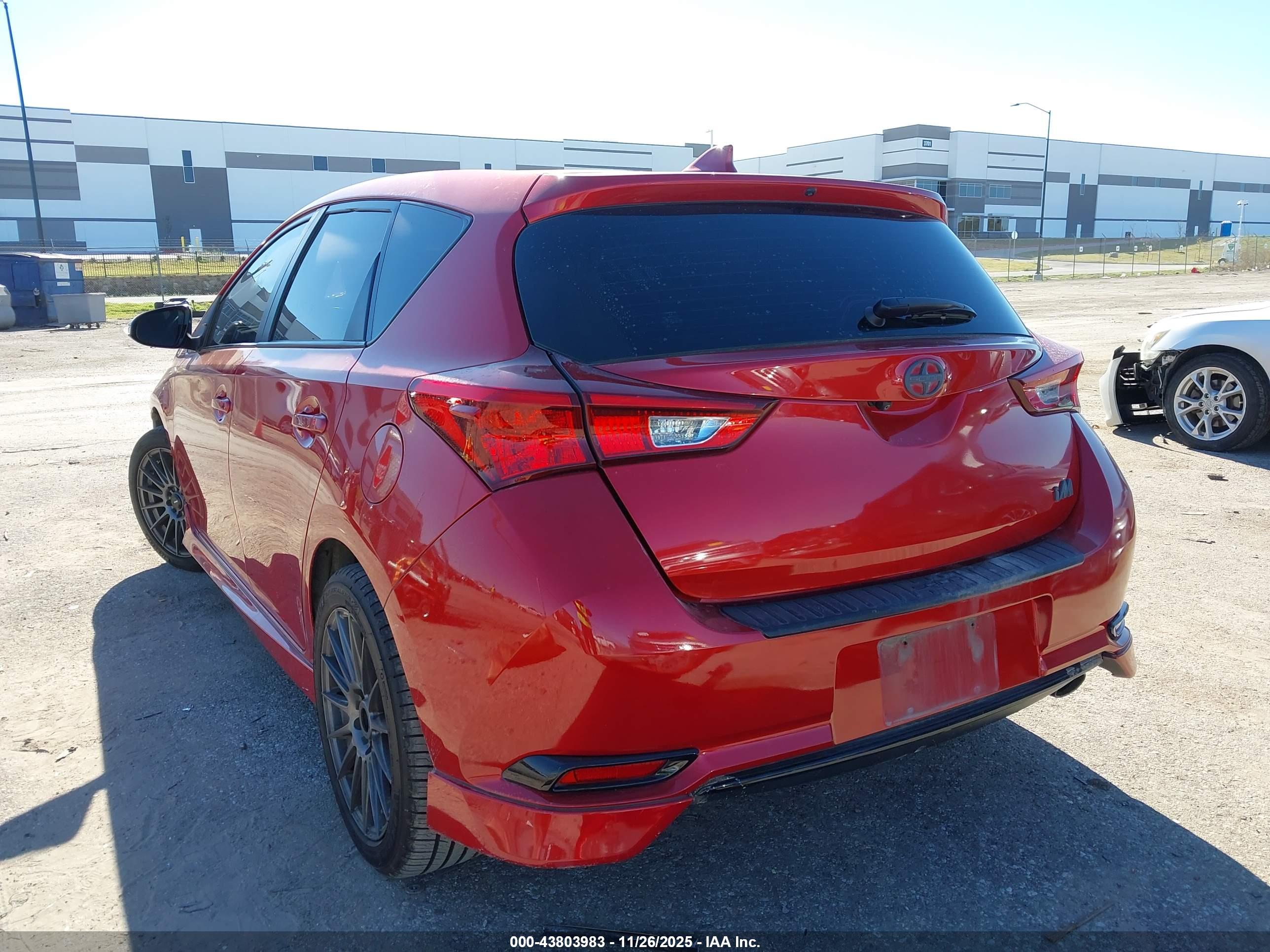 SCION IM image 3