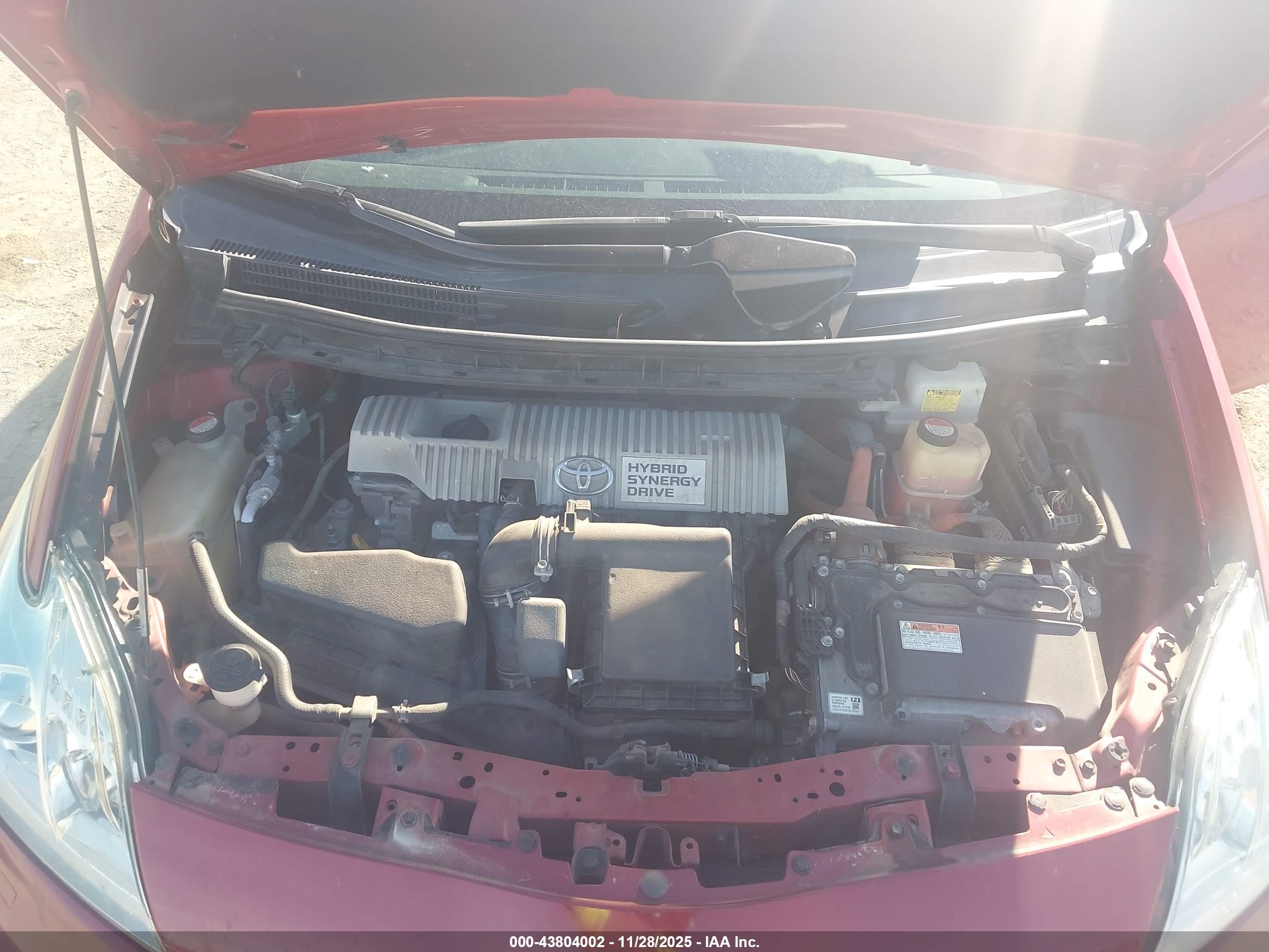 TOYOTA PRIUS image 10