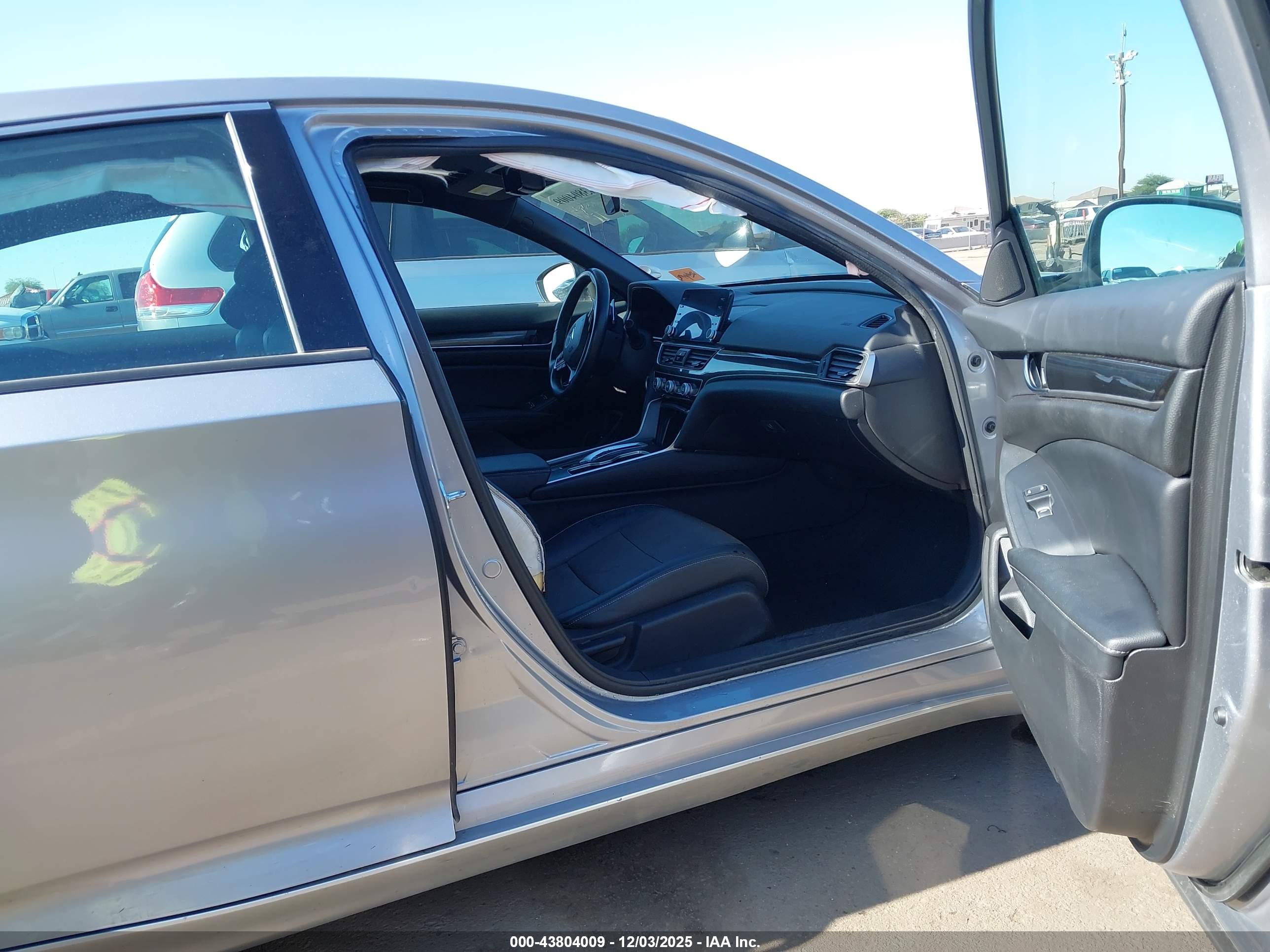 HONDA ACCORD image 5