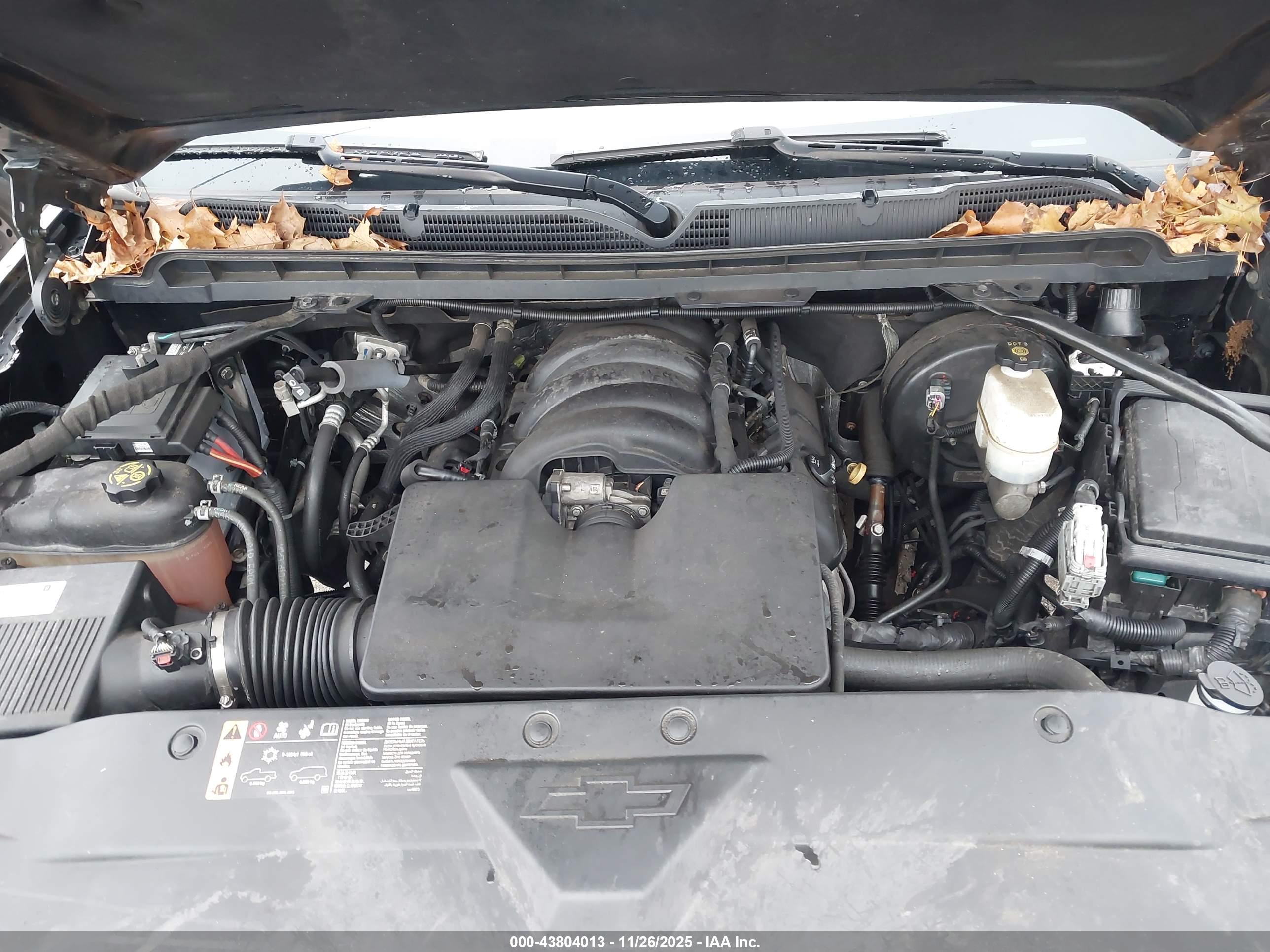 CHEVROLET SILVERADO image 10
