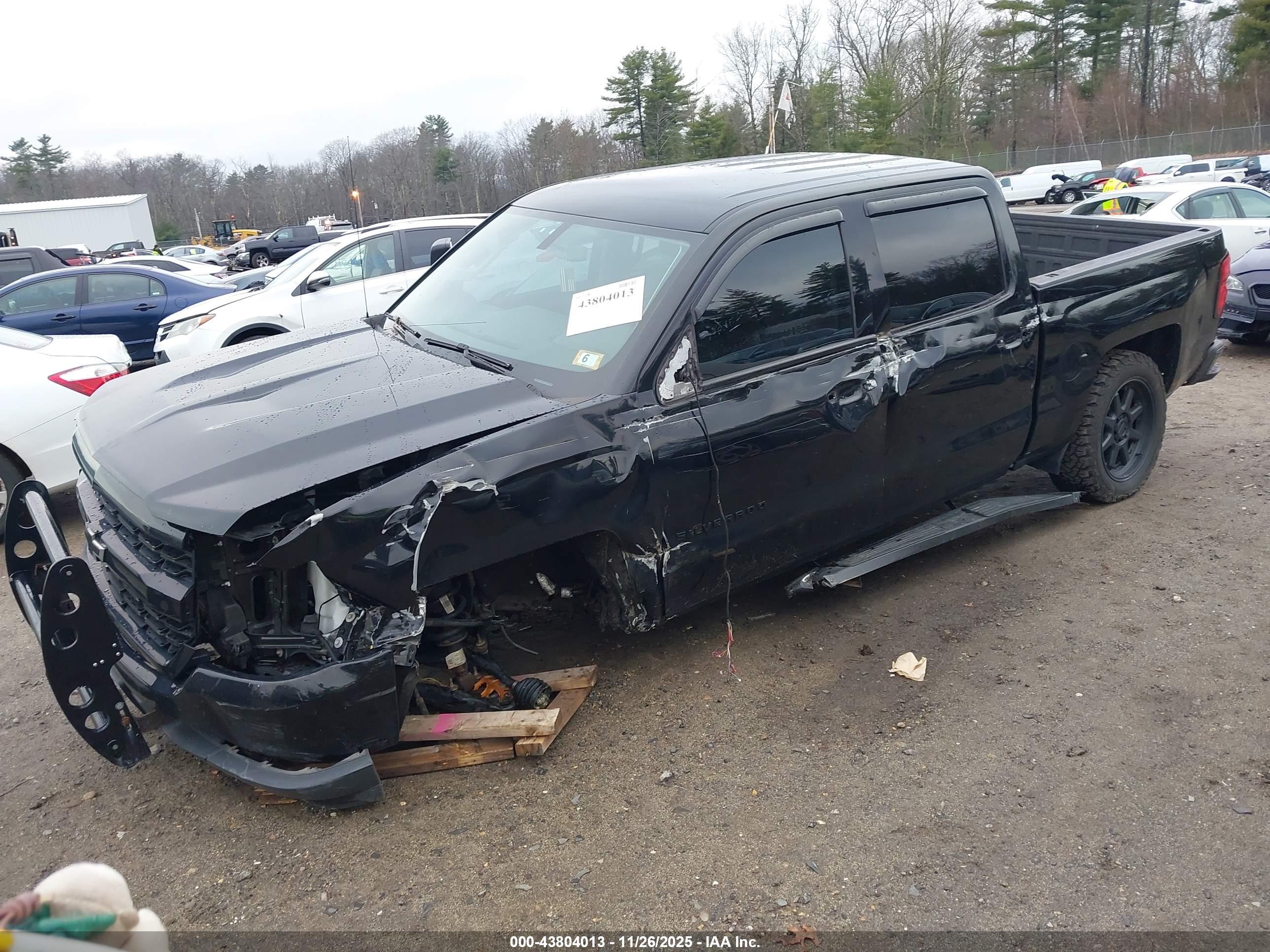 CHEVROLET SILVERADO image 2