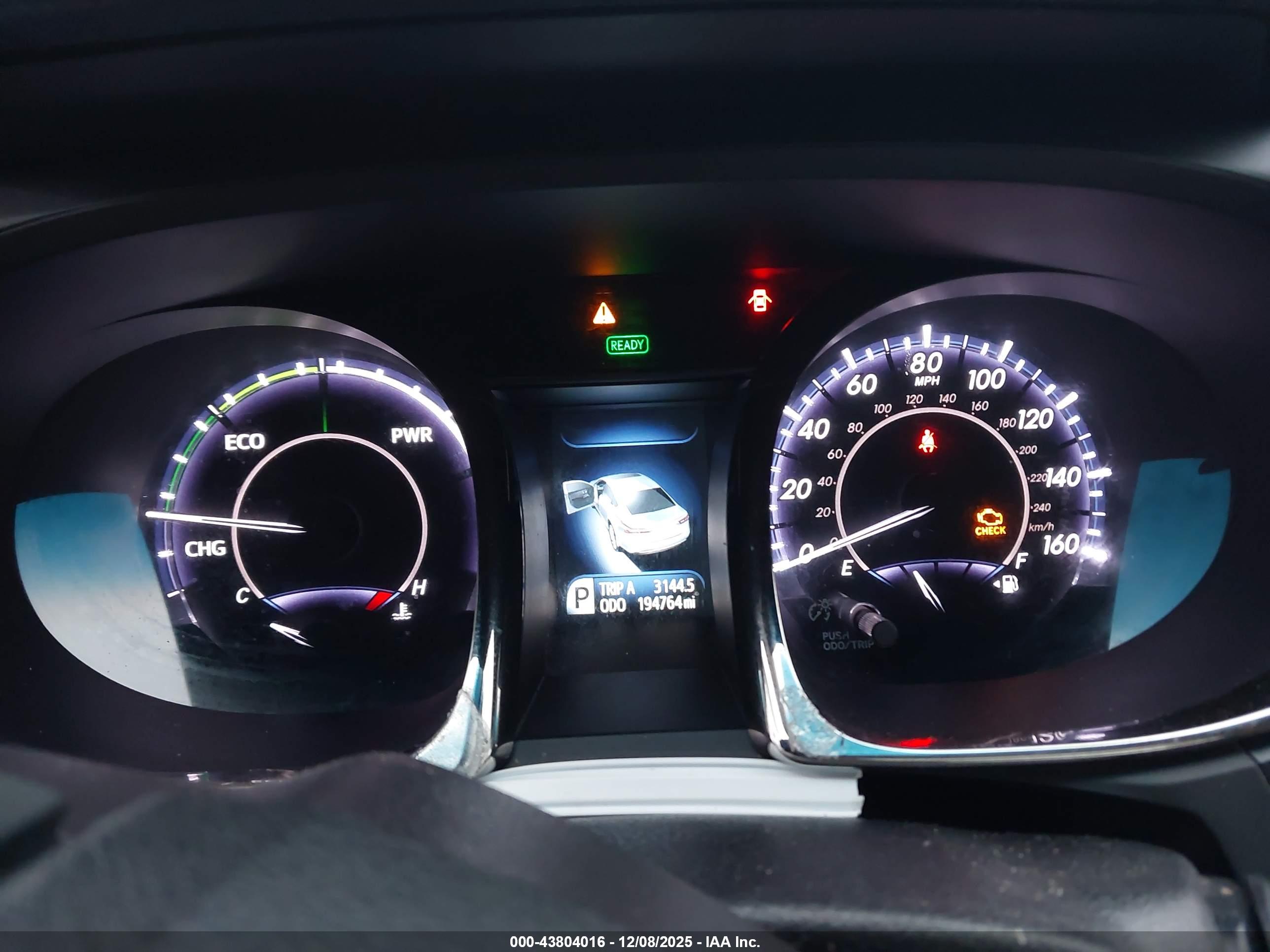 TOYOTA AVALON image 7