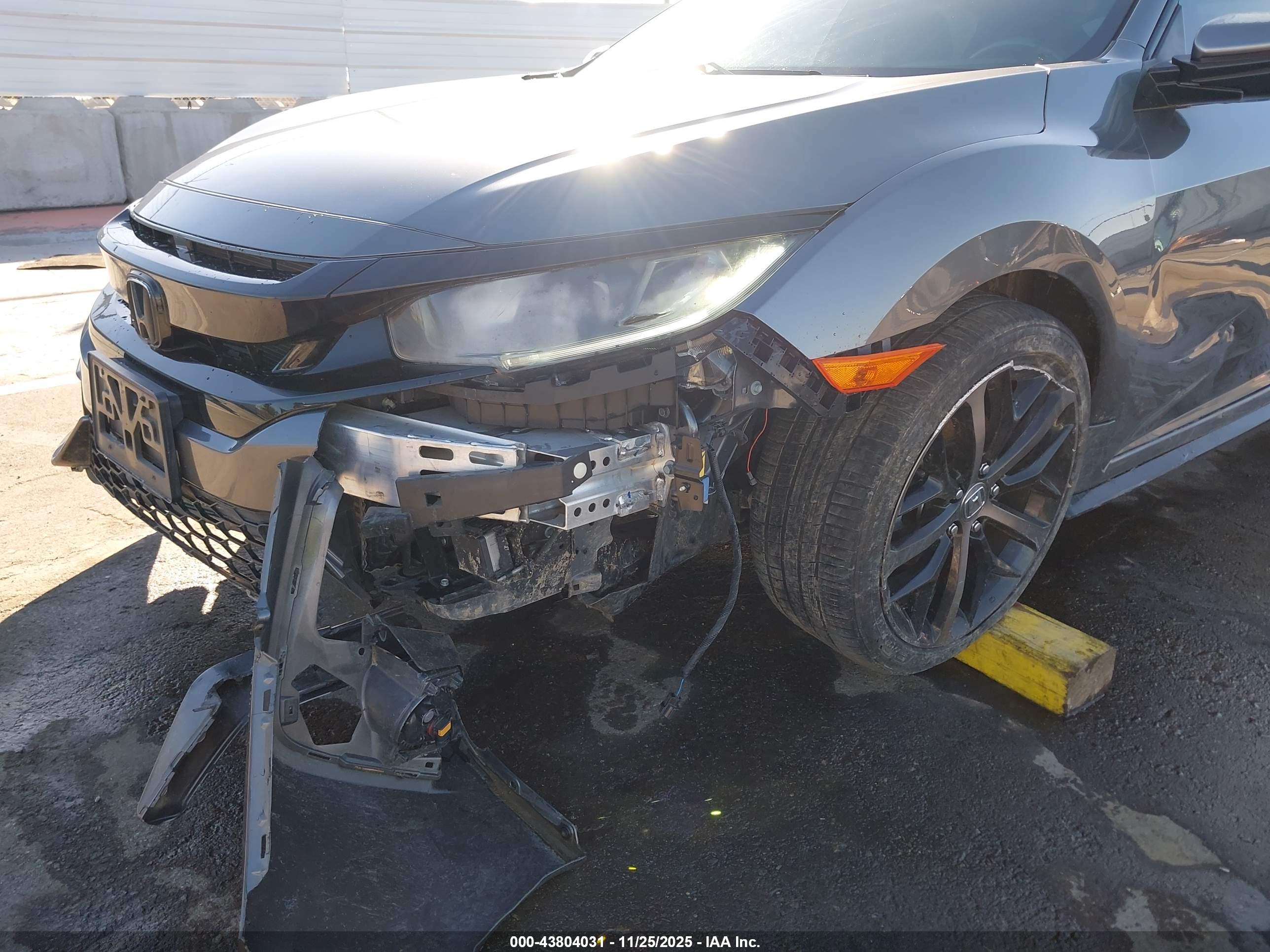 HONDA CIVIC image 6