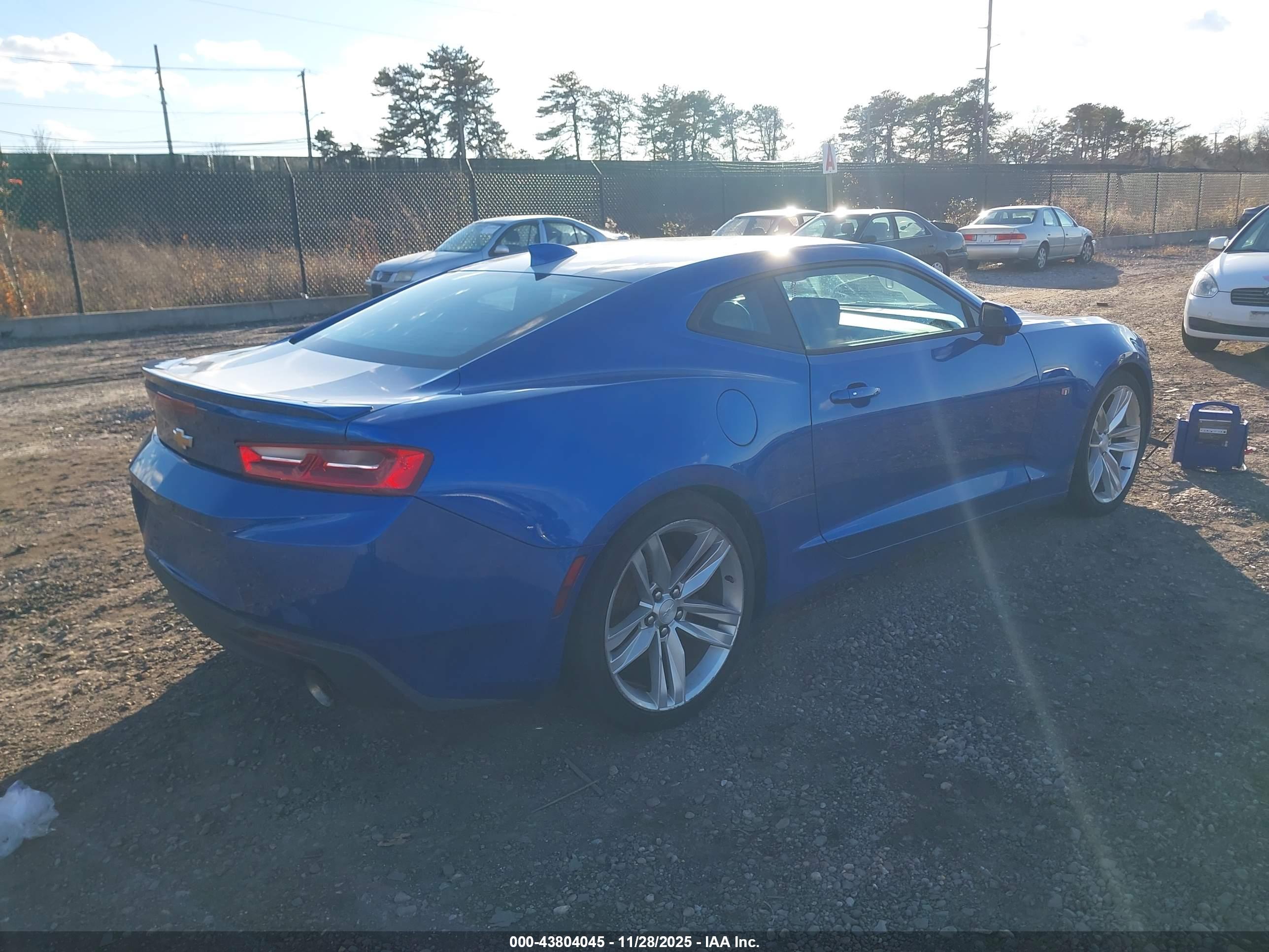 CHEVROLET CAMARO image 4