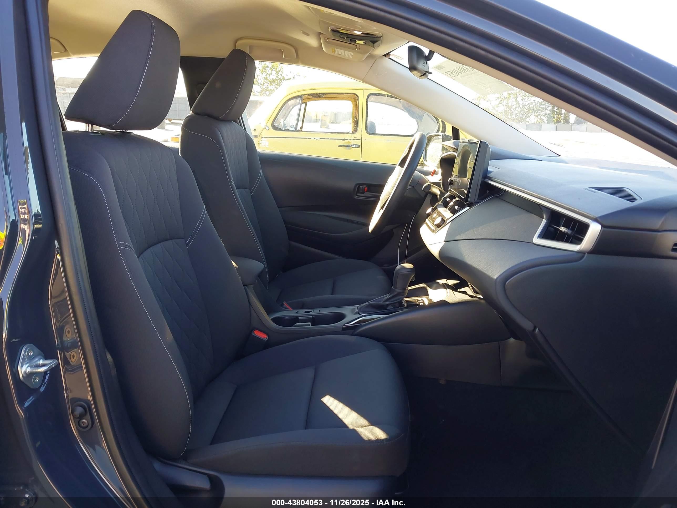 TOYOTA COROLLA image 5