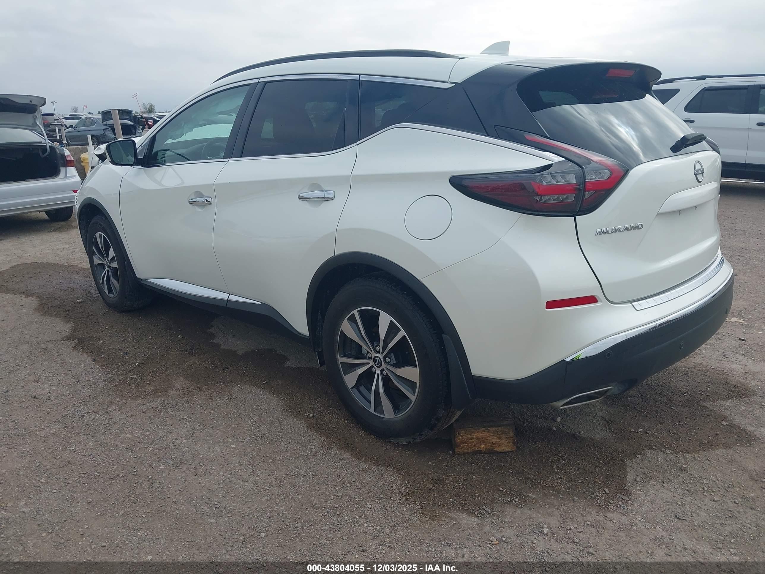 NISSAN MURANO image 3