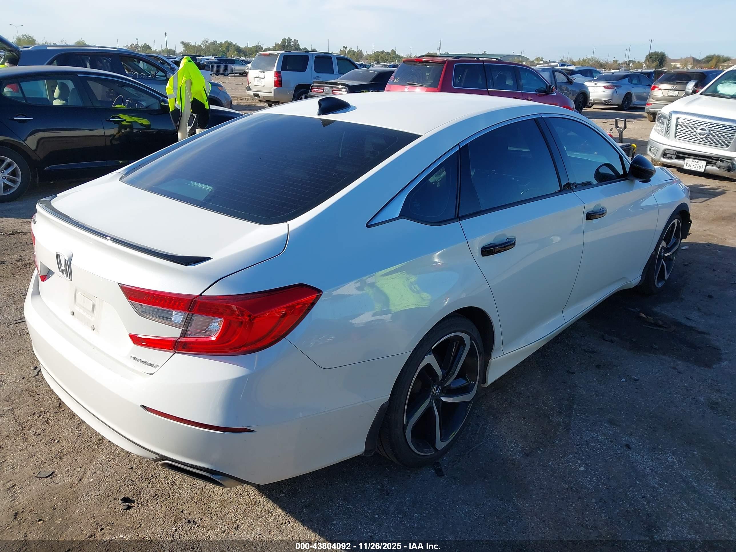 HONDA ACCORD image 4