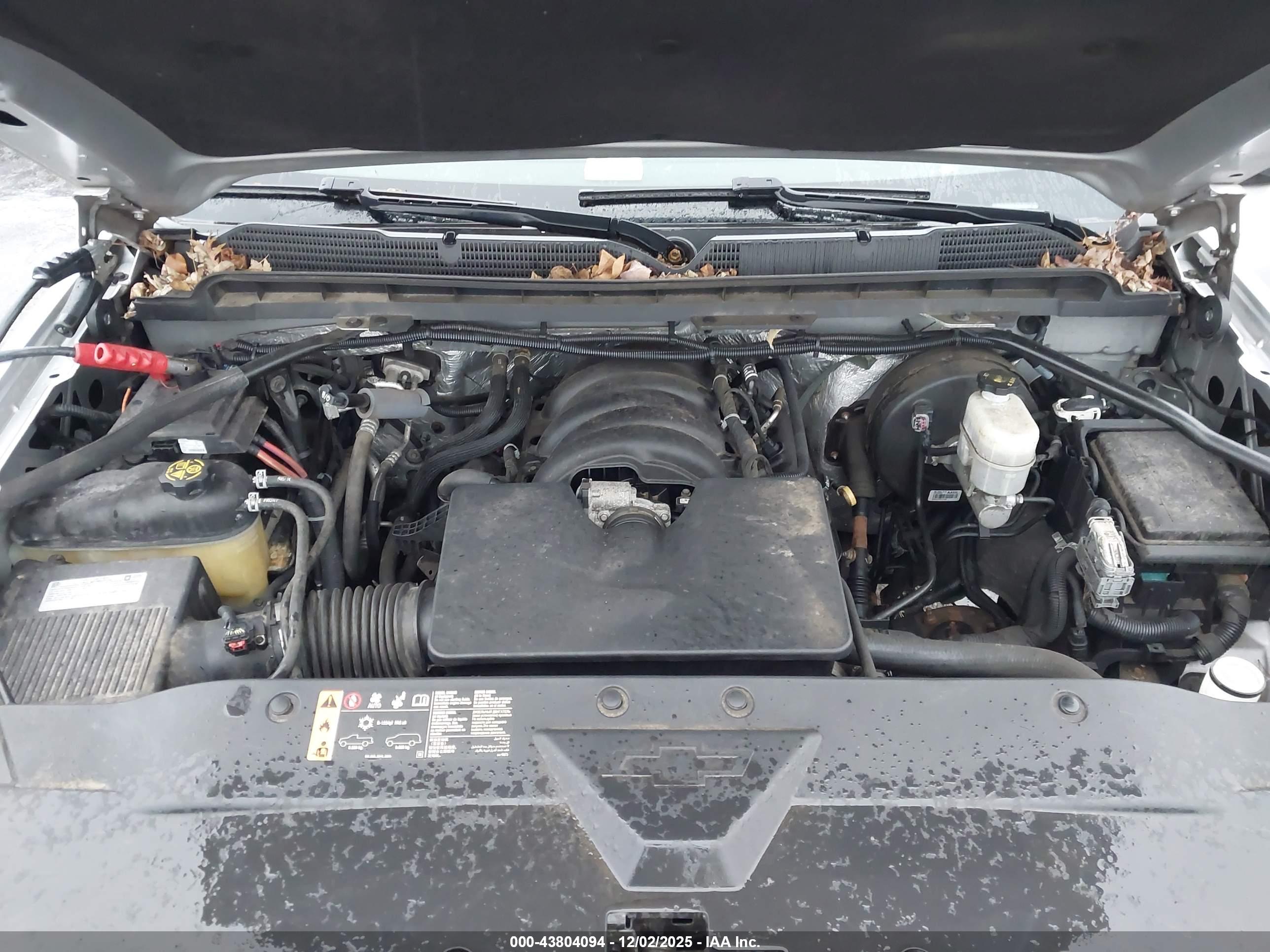 CHEVROLET SILVERADO image 10