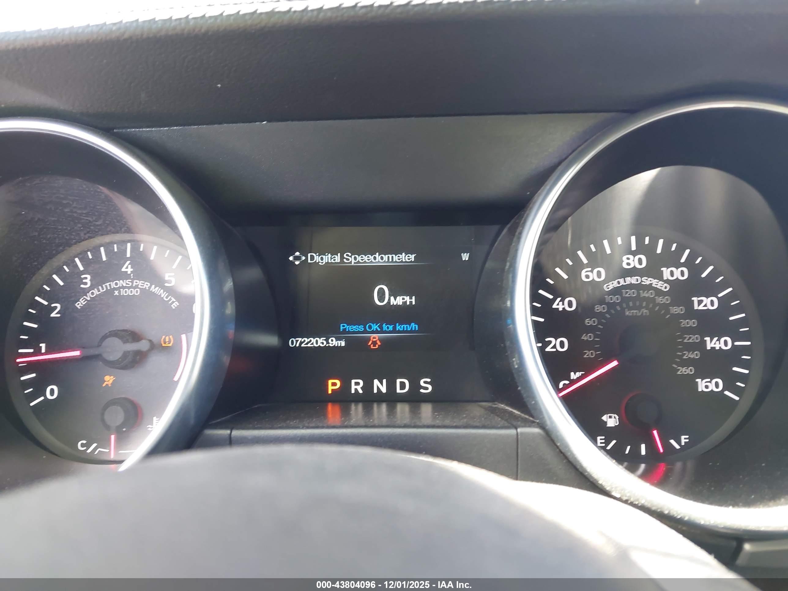 FORD MUSTANG image 7