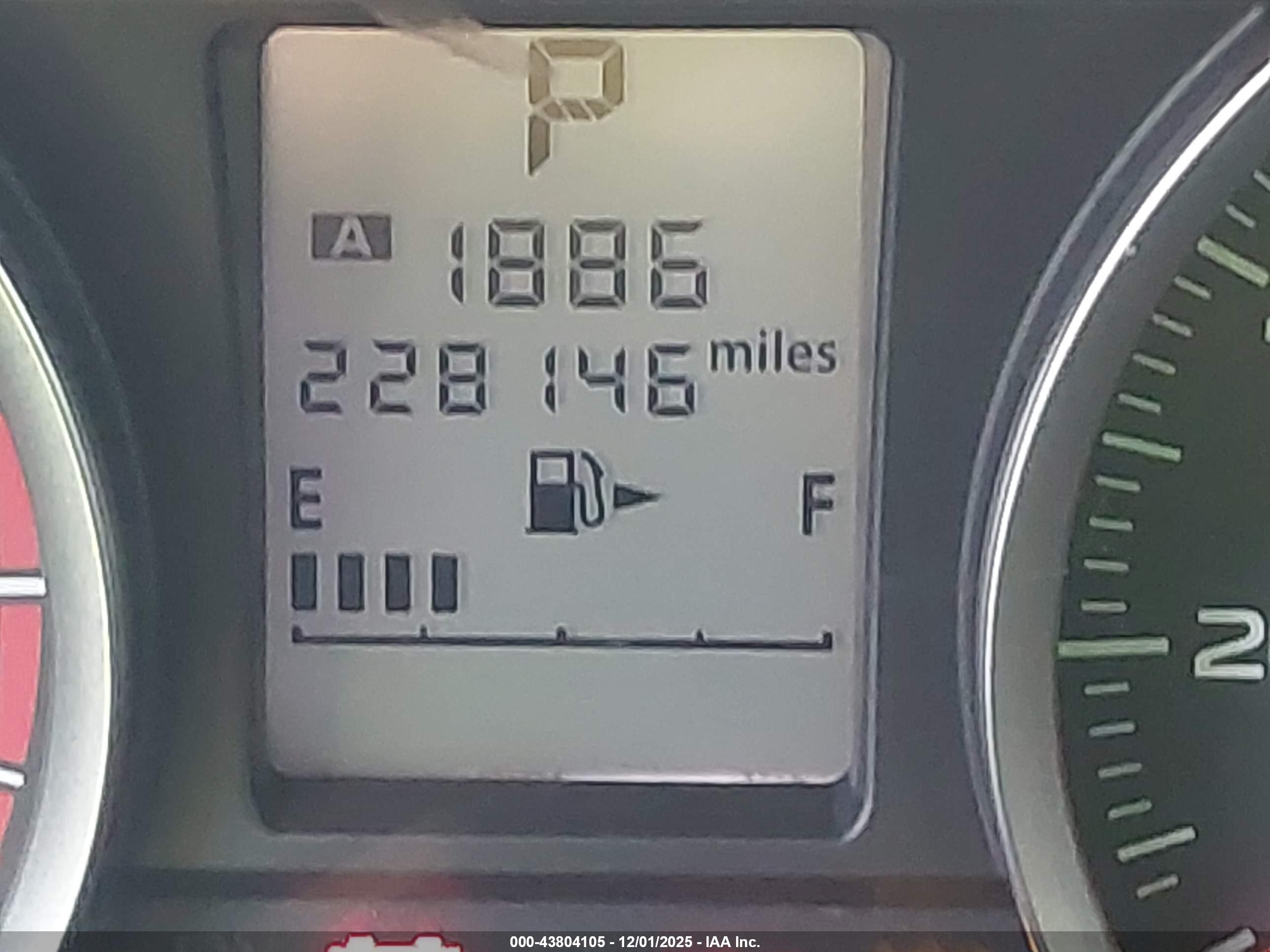 SUBARU FORESTER image 7