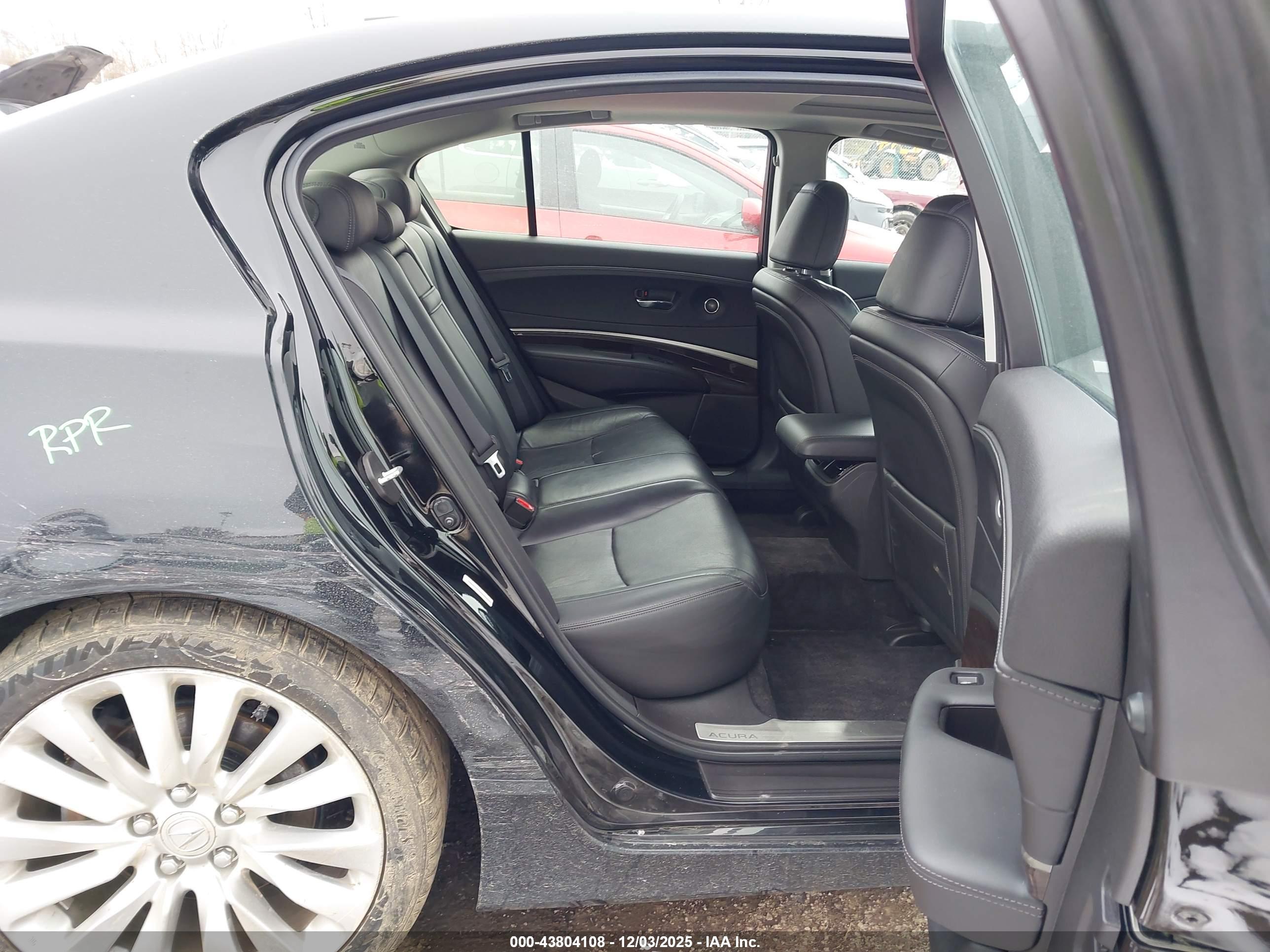 ACURA RLX image 8