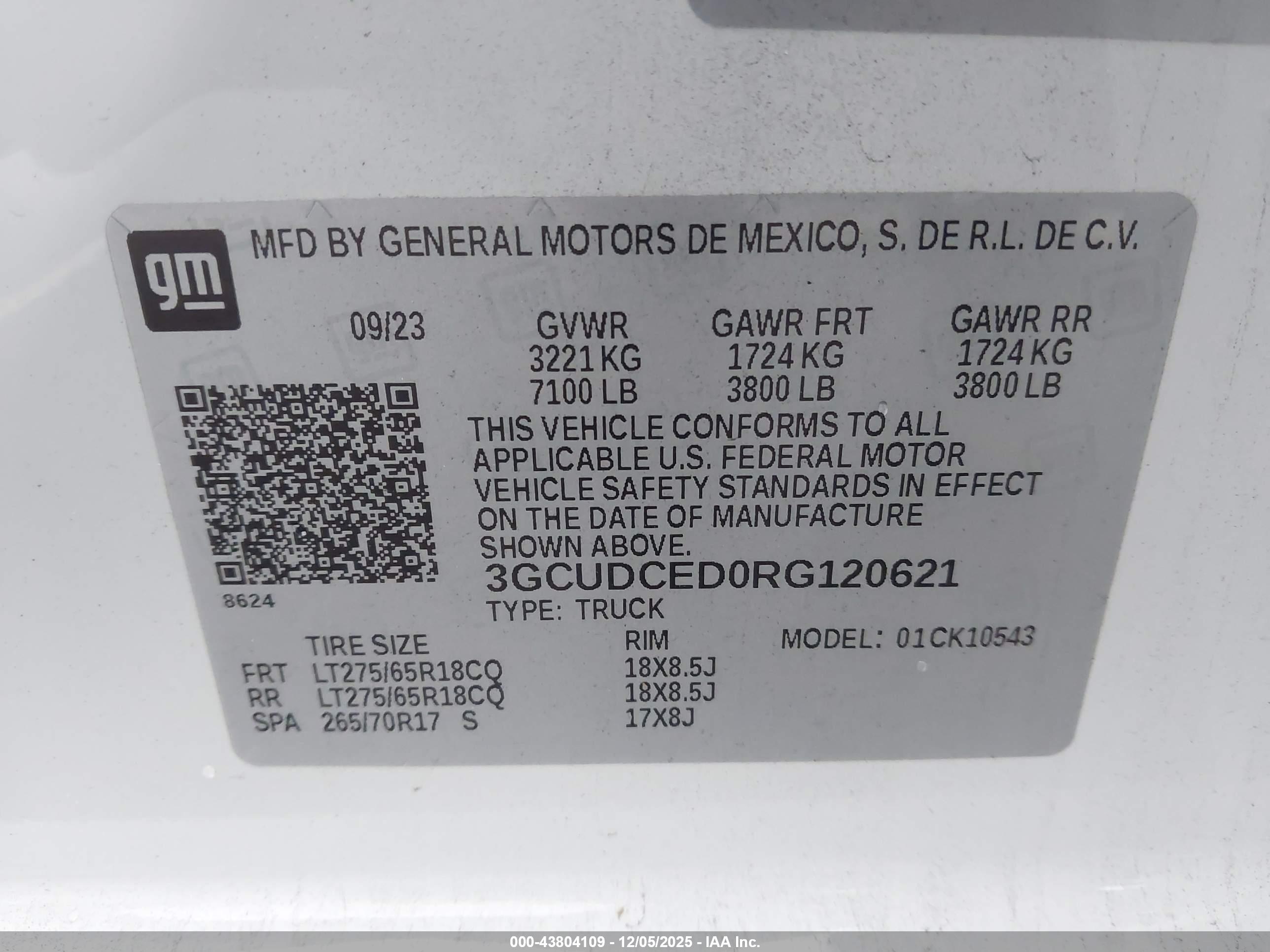 CHEVROLET SILVERADO image 9