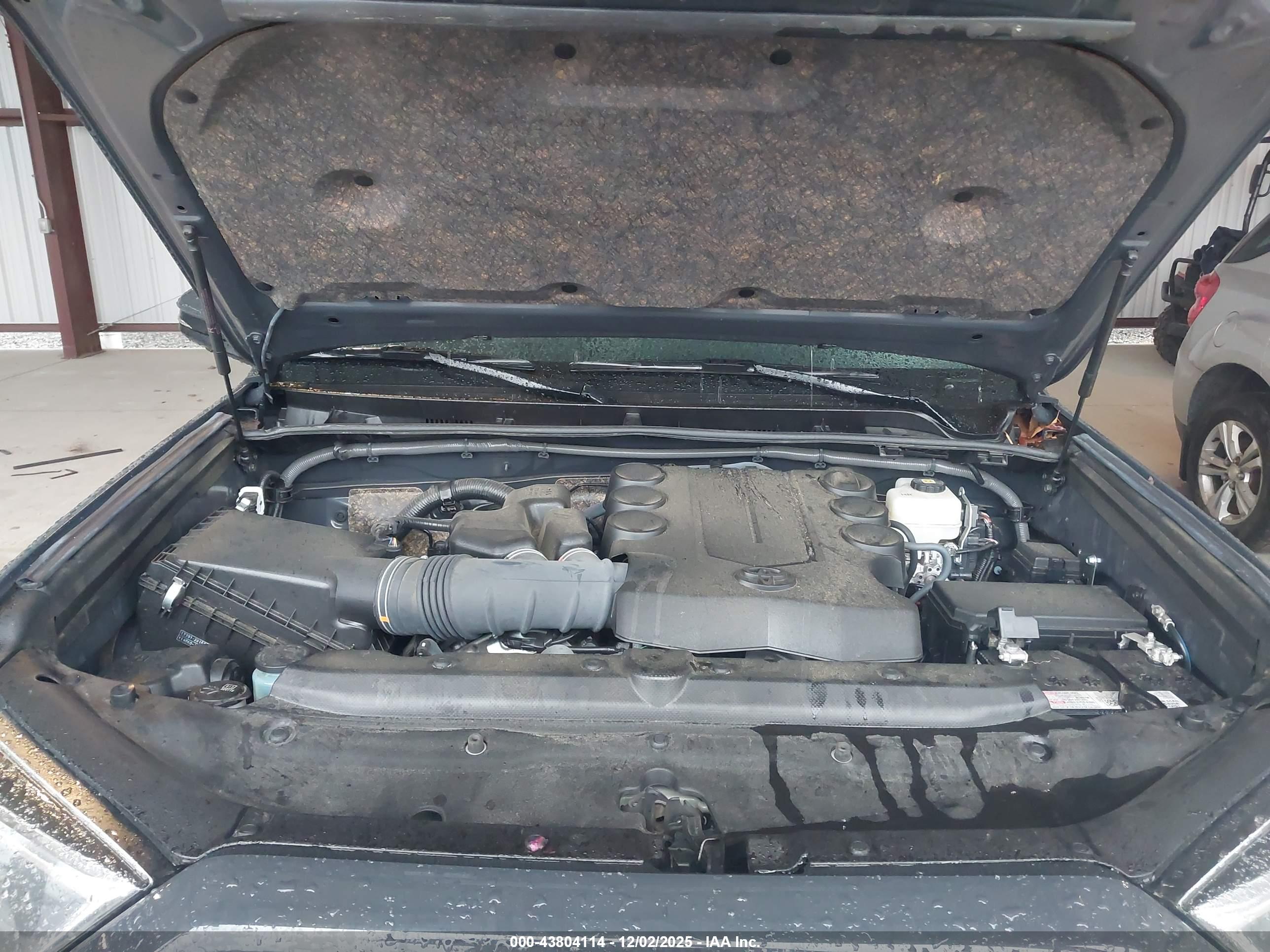 TOYOTA 4RUNNER image 10