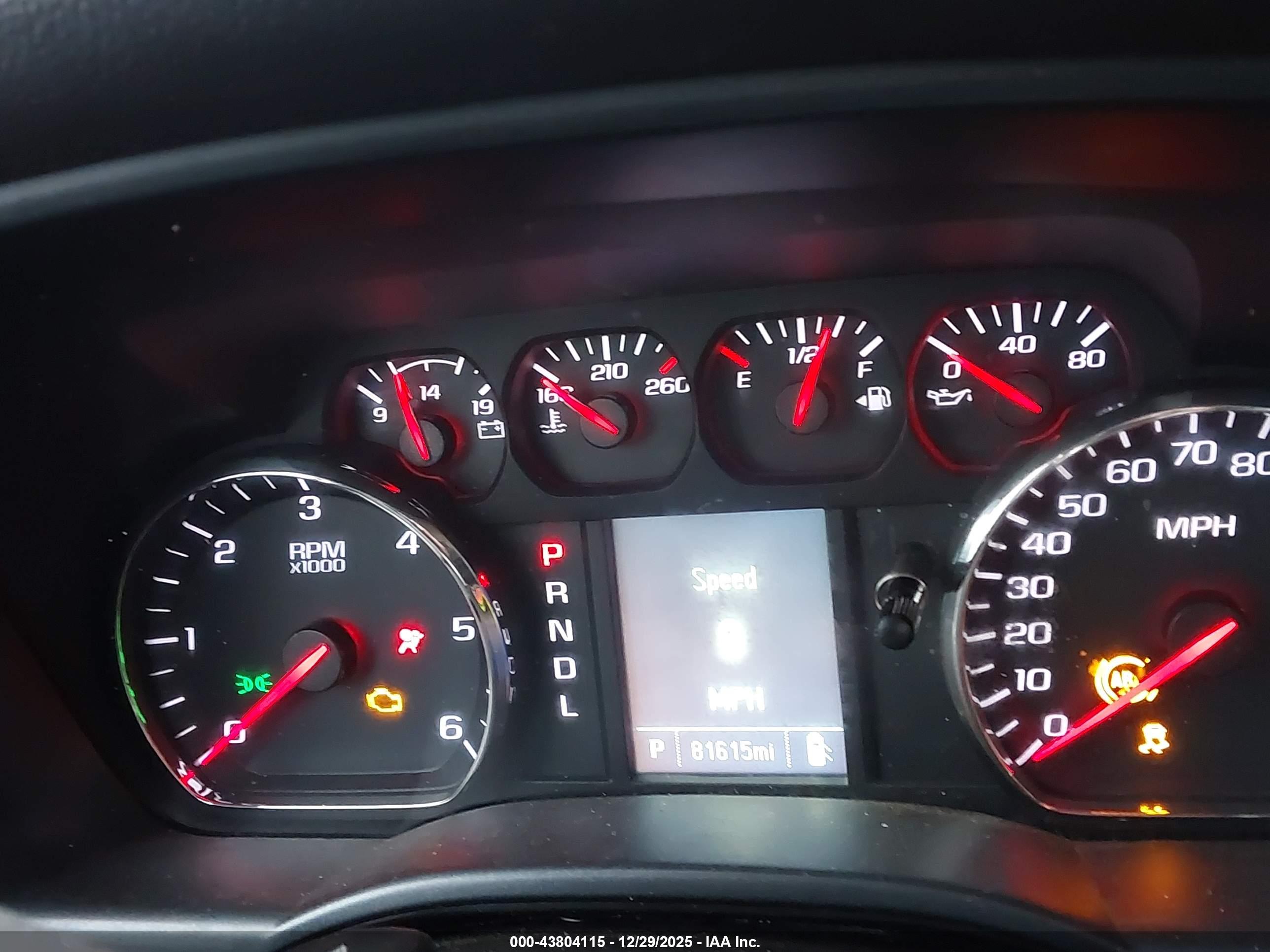 CHEVROLET SILVERADO image 7