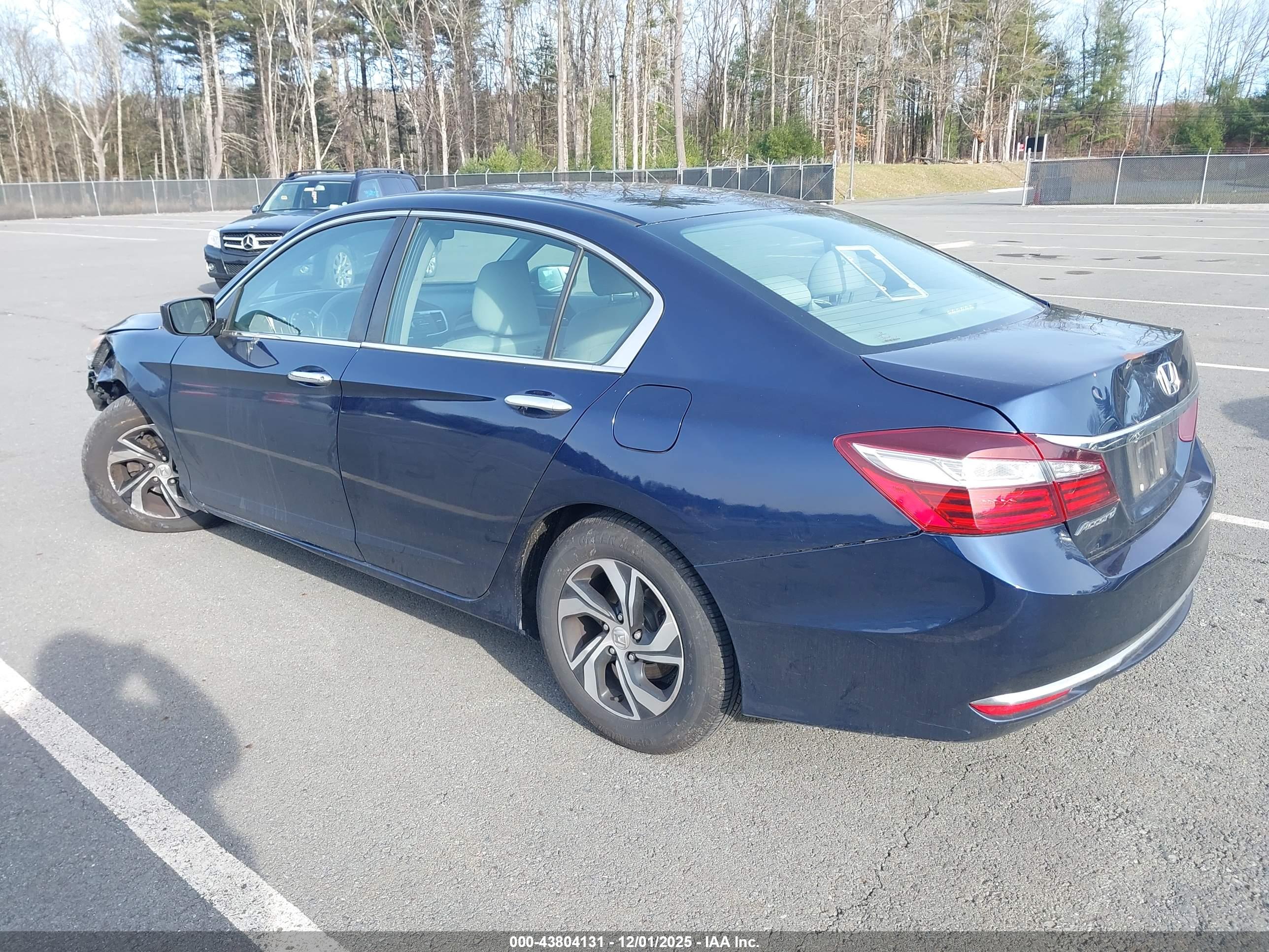 HONDA ACCORD image 3
