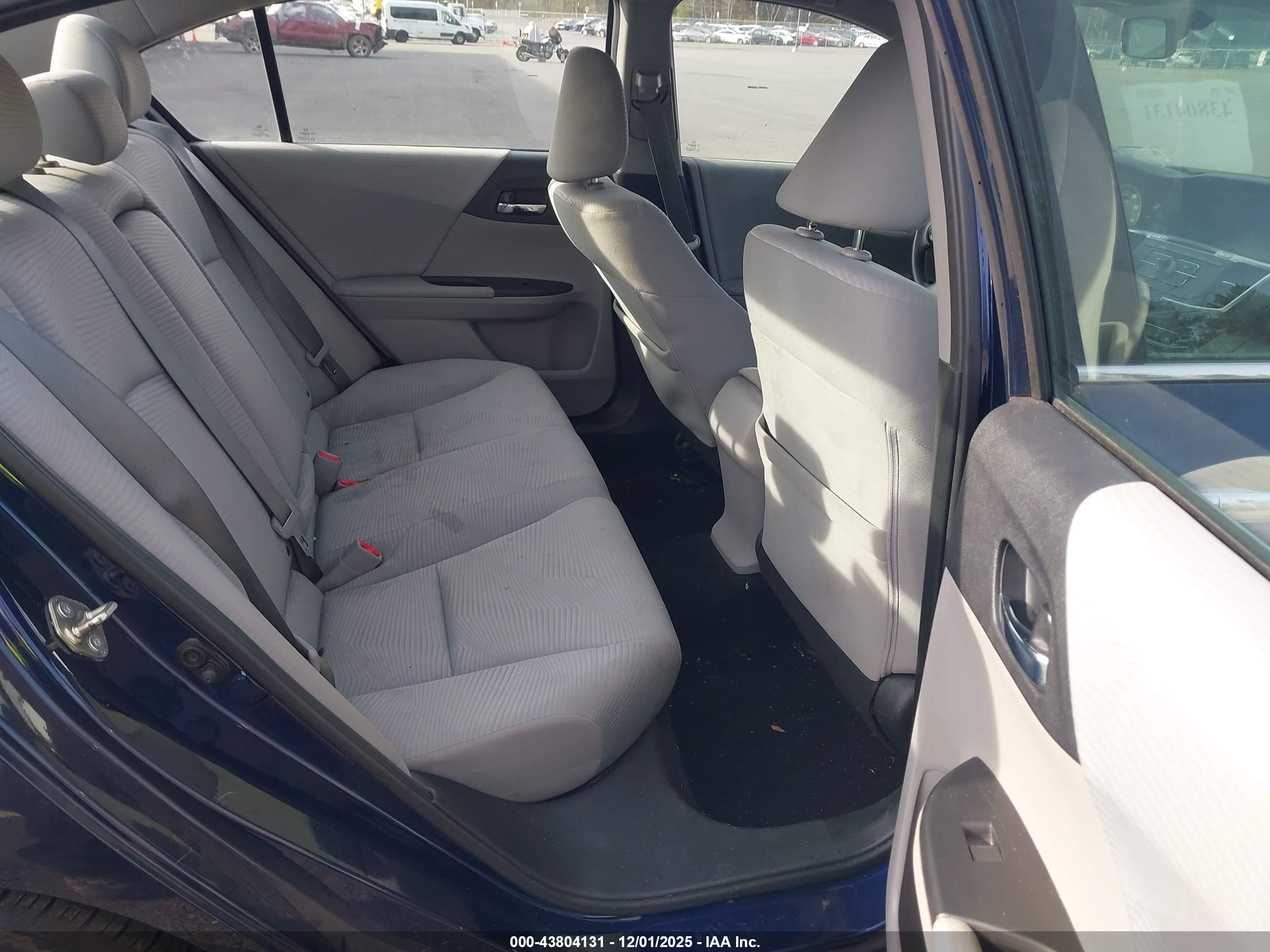 HONDA ACCORD image 8