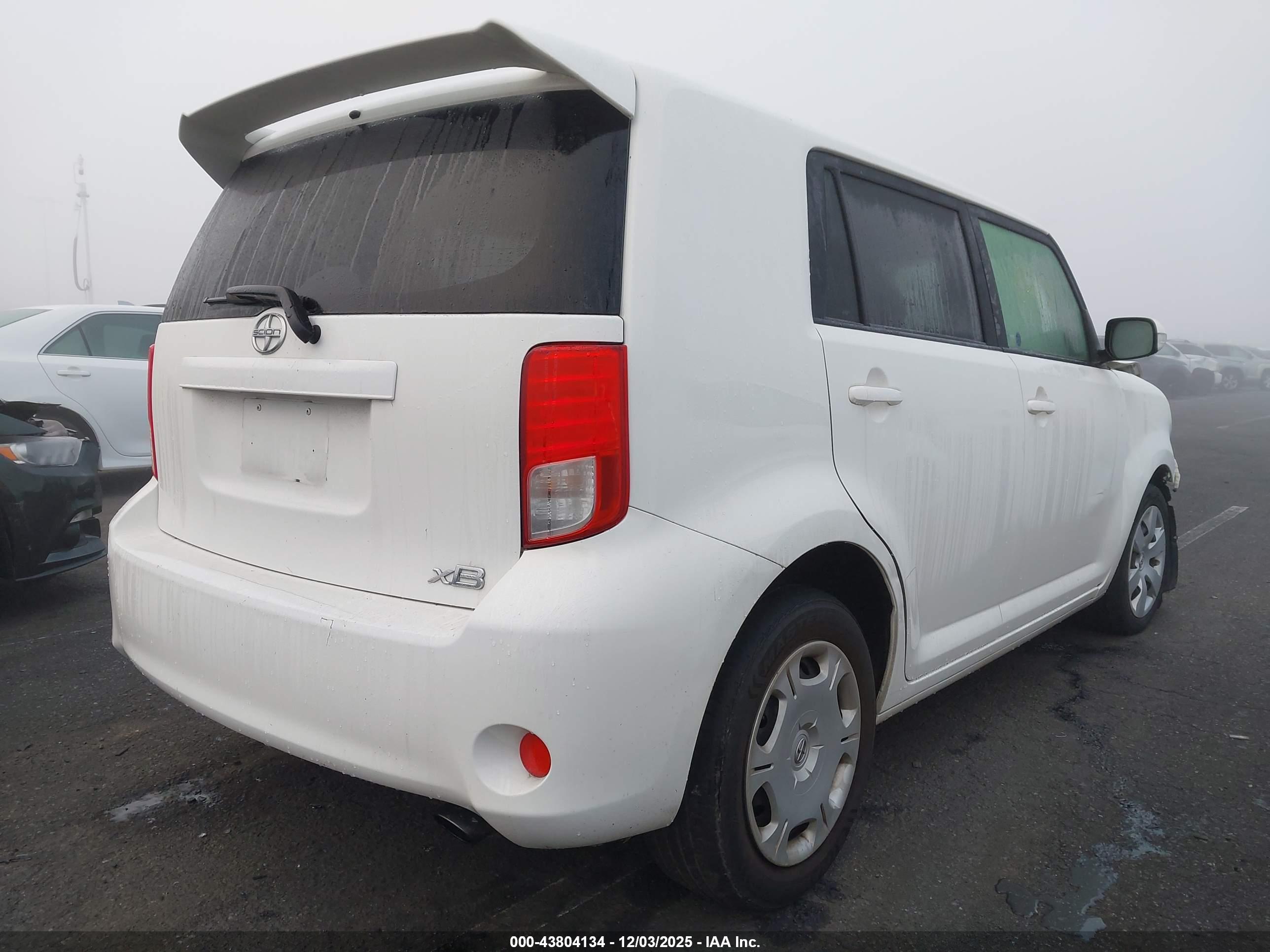 SCION XB image 4