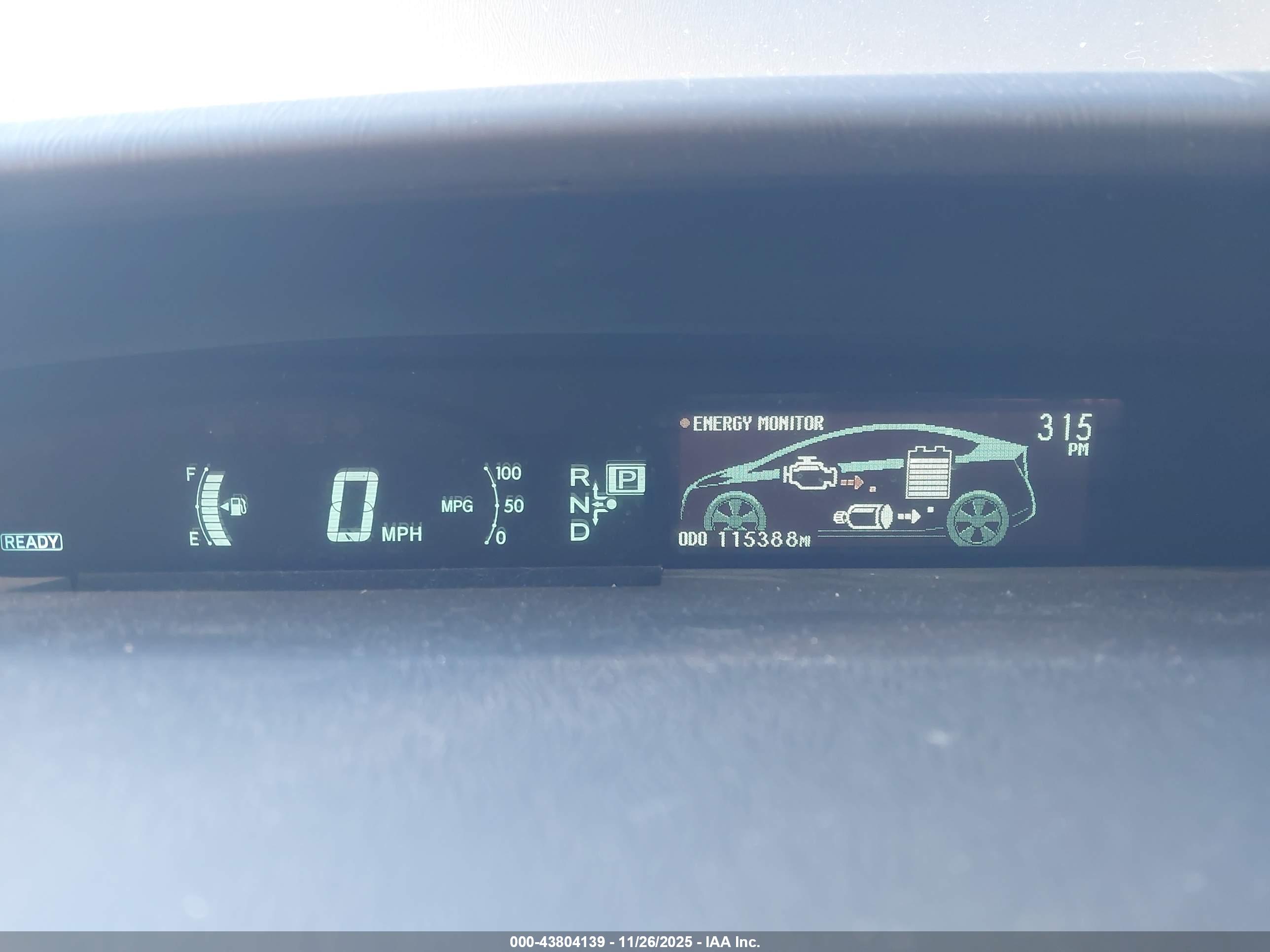 TOYOTA PRIUS image 7