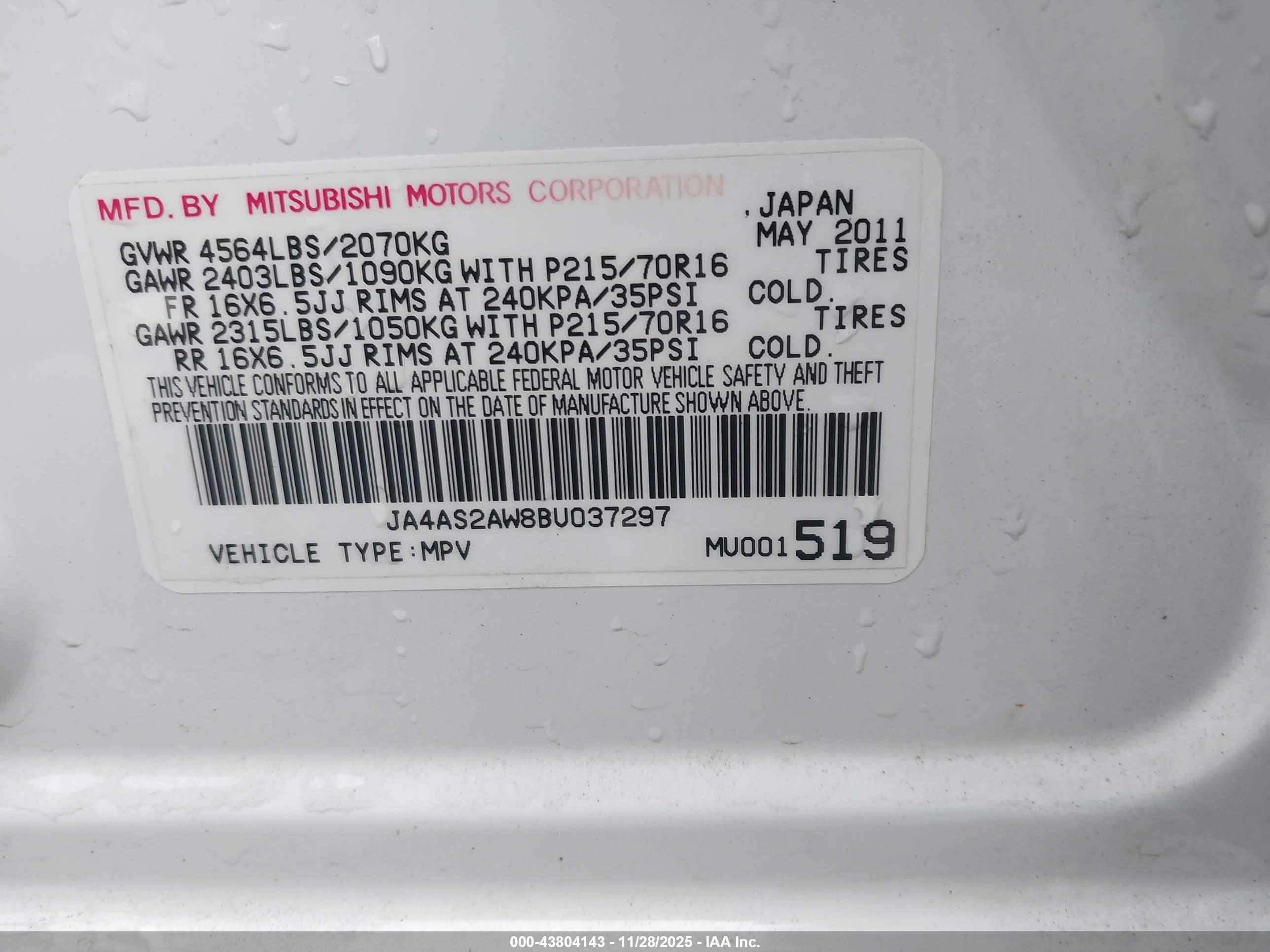 MITSUBISHI OUTLANDER image 9