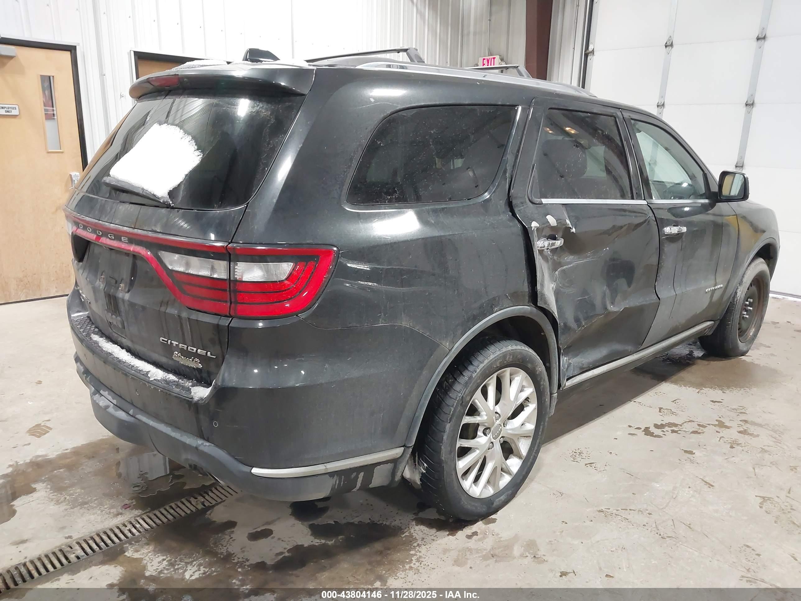 DODGE DURANGO image 4