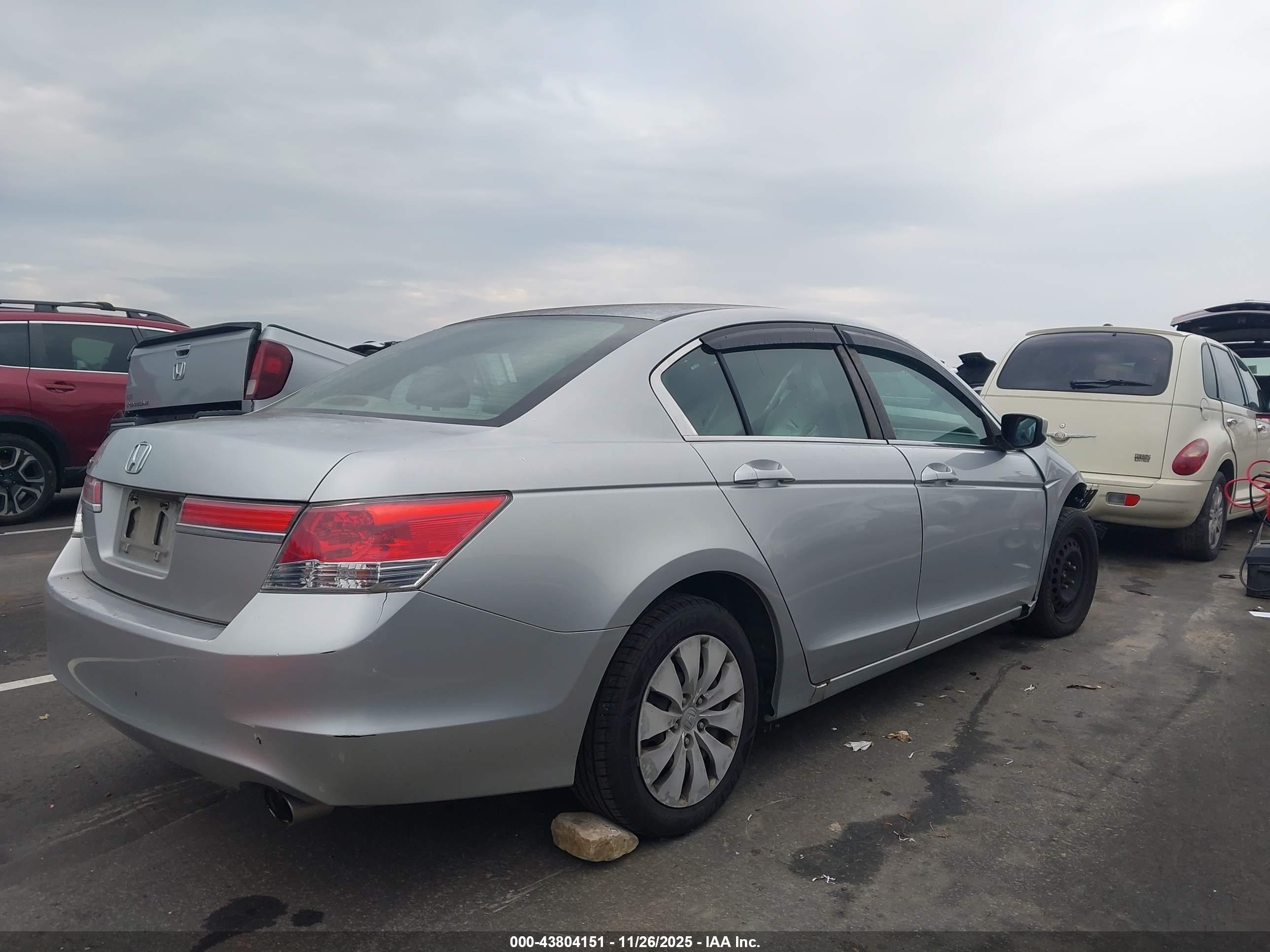 HONDA ACCORD image 4