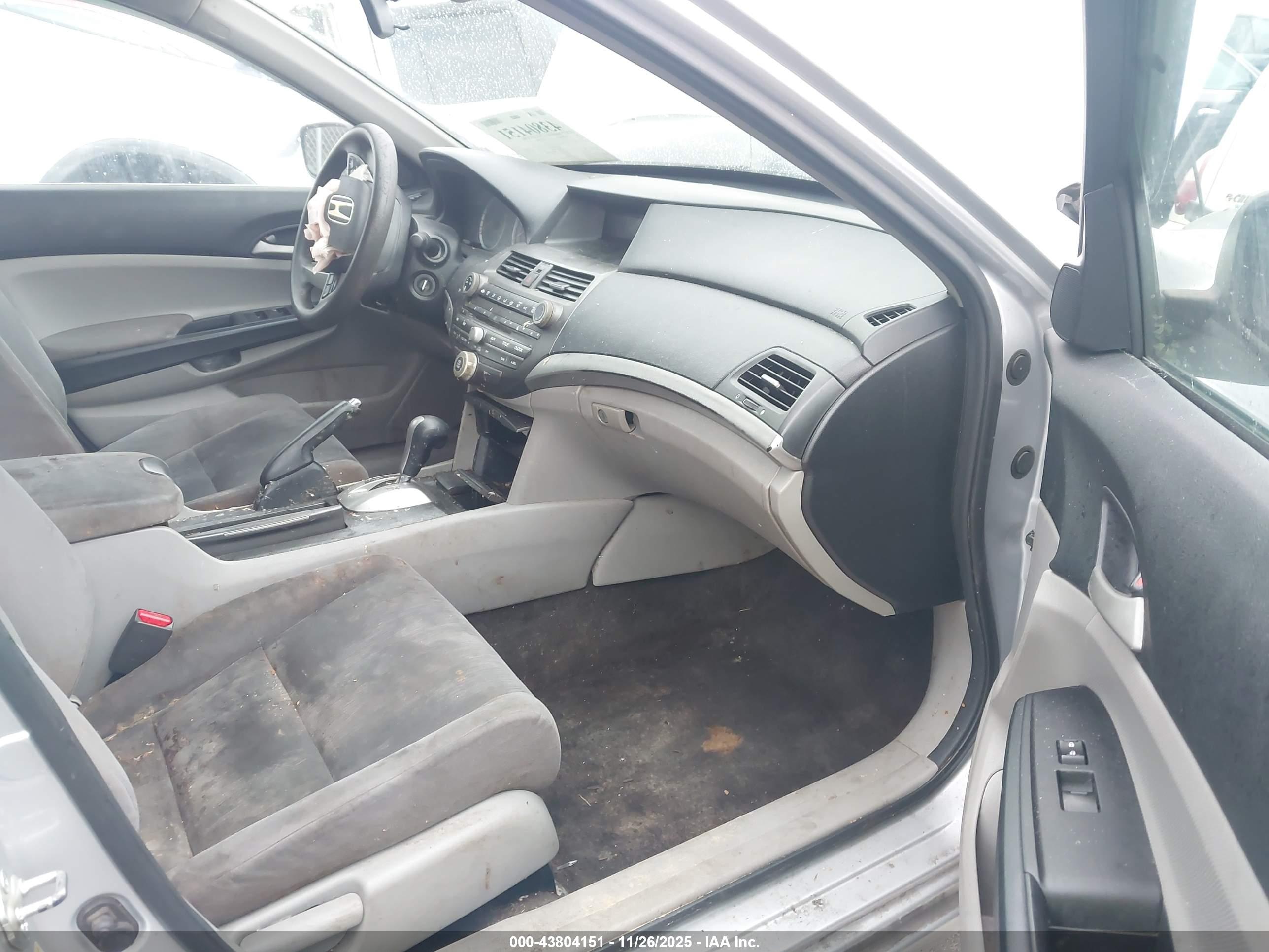 HONDA ACCORD image 5