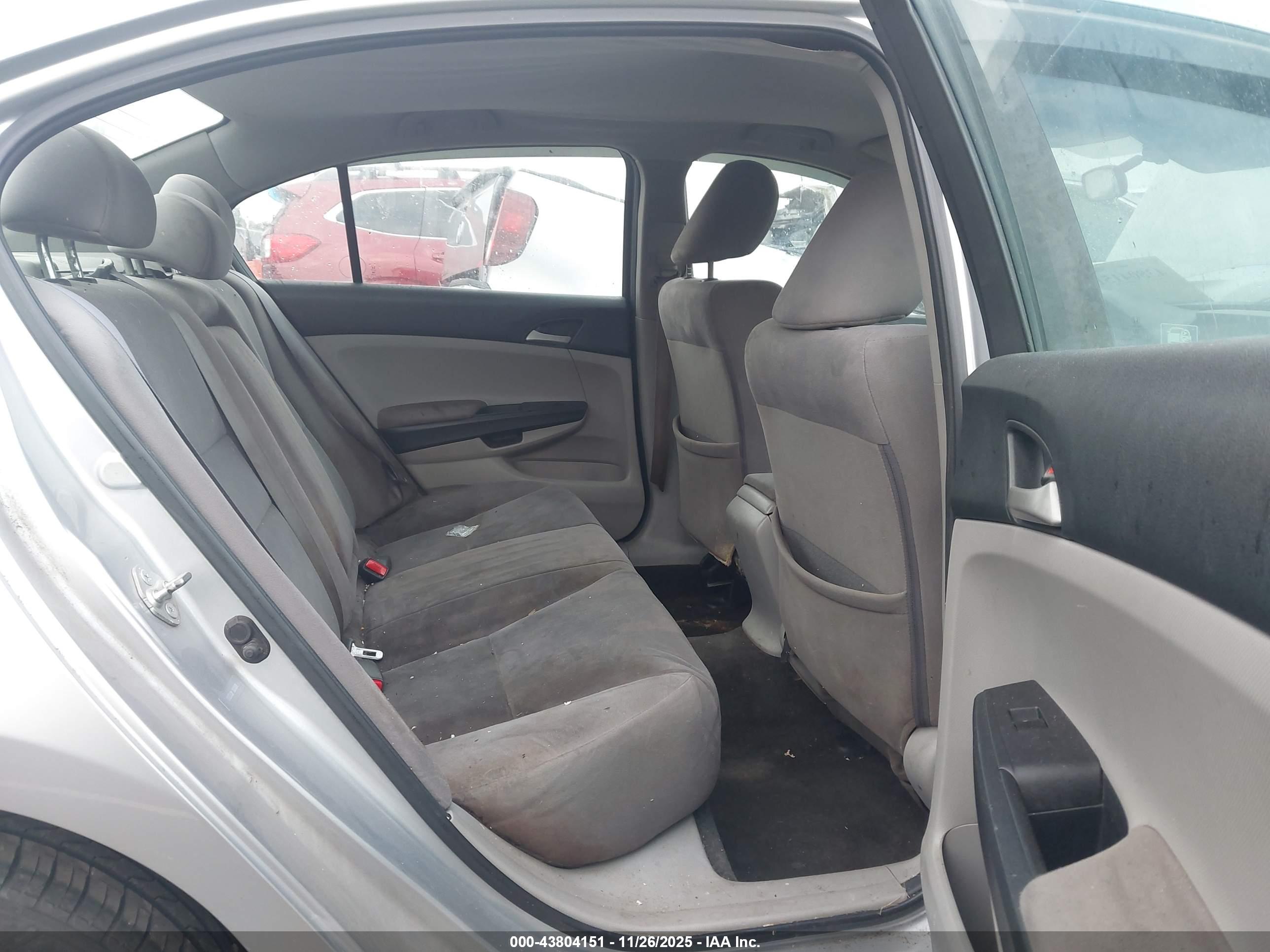 HONDA ACCORD image 8