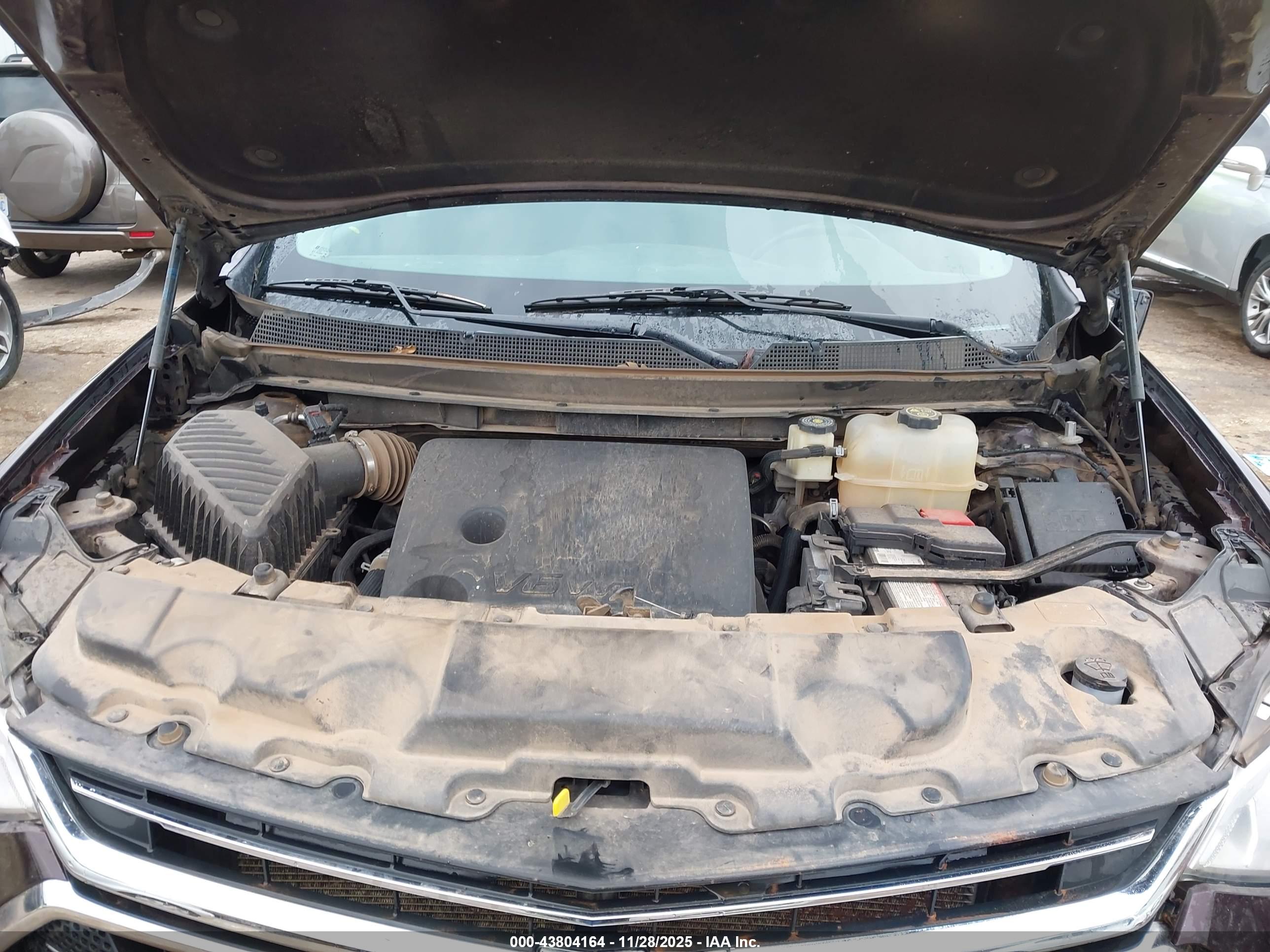 CHEVROLET TRAVERSE image 10