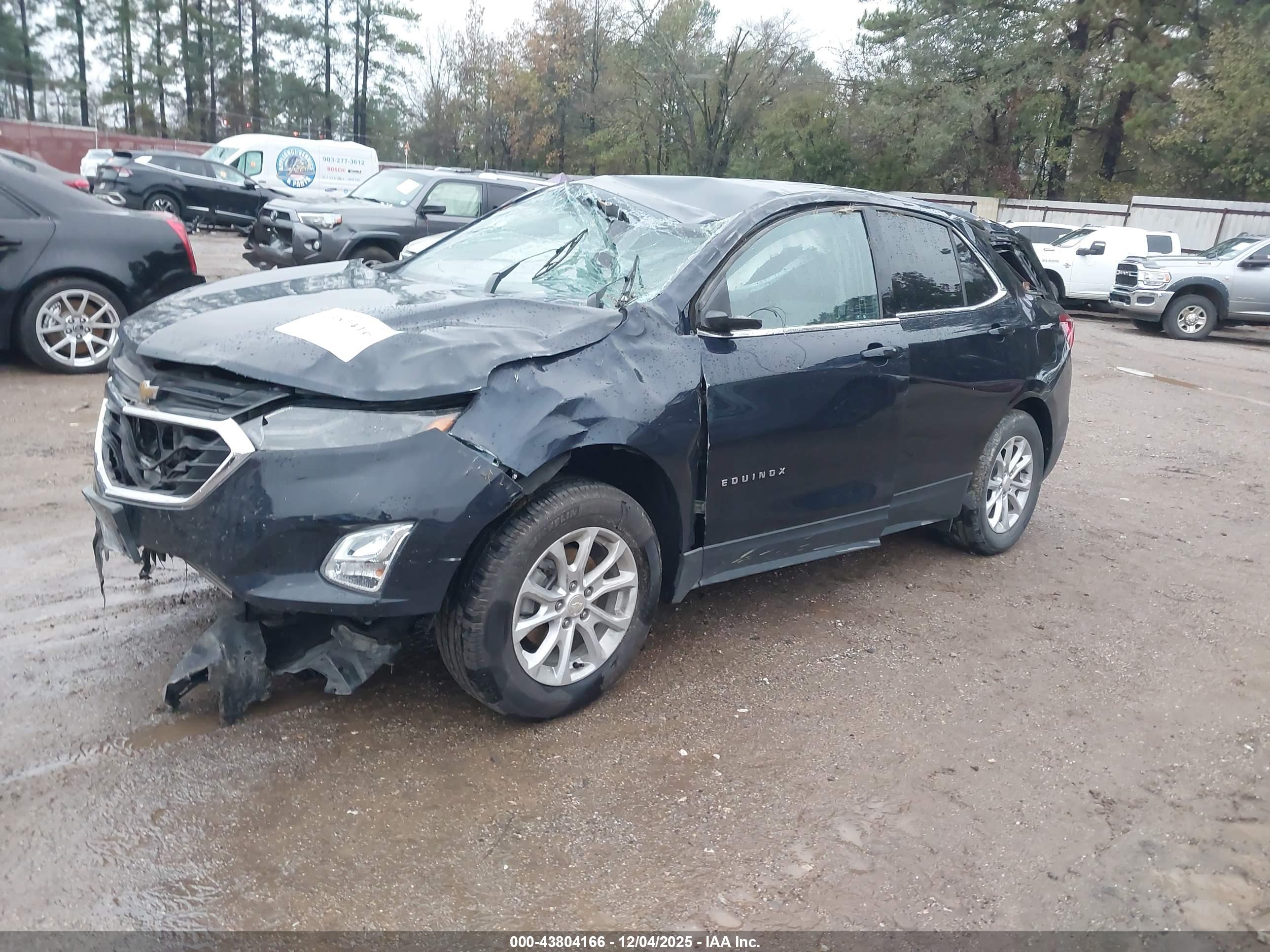 CHEVROLET EQUINOX image 2