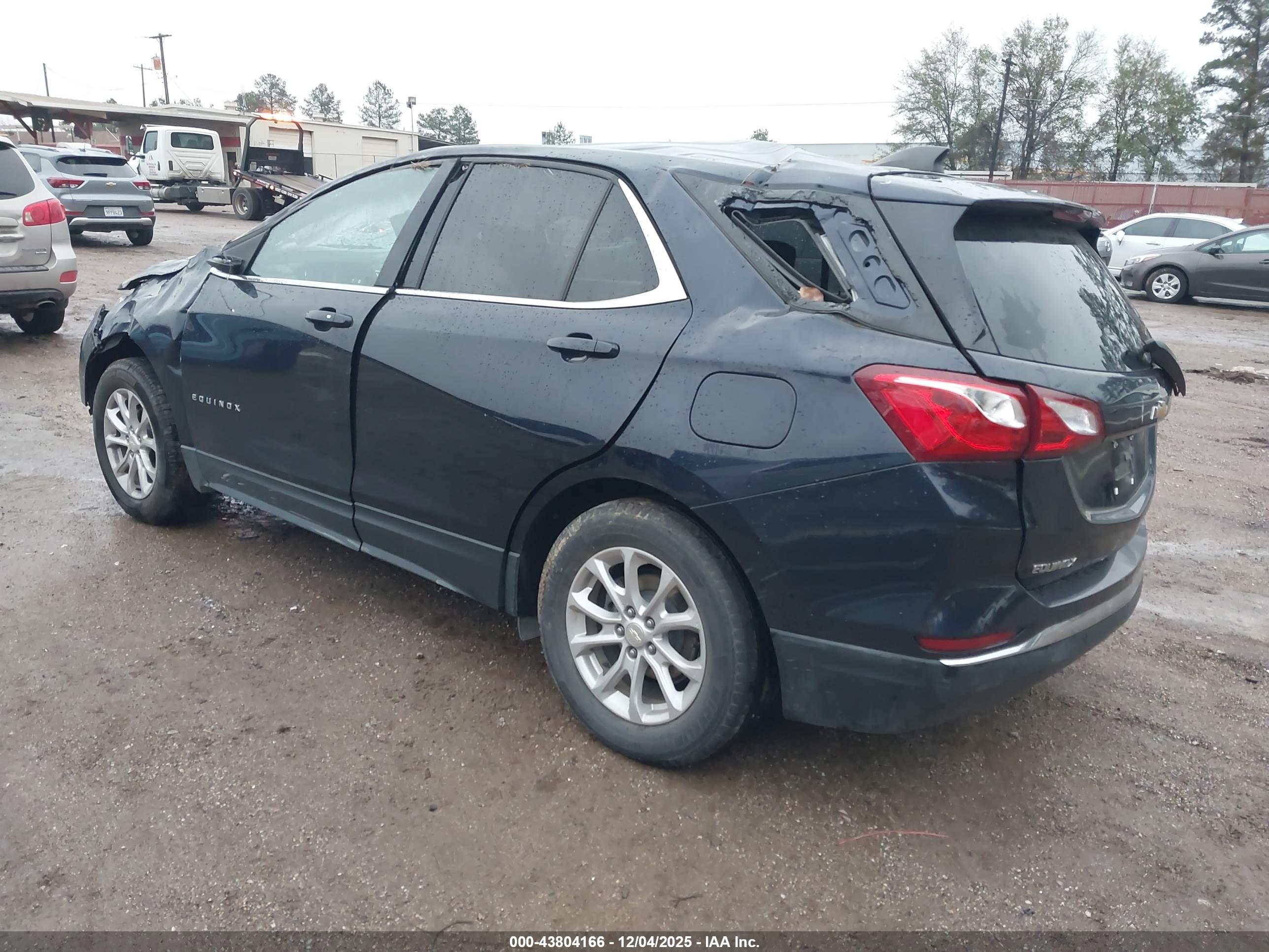 CHEVROLET EQUINOX image 3
